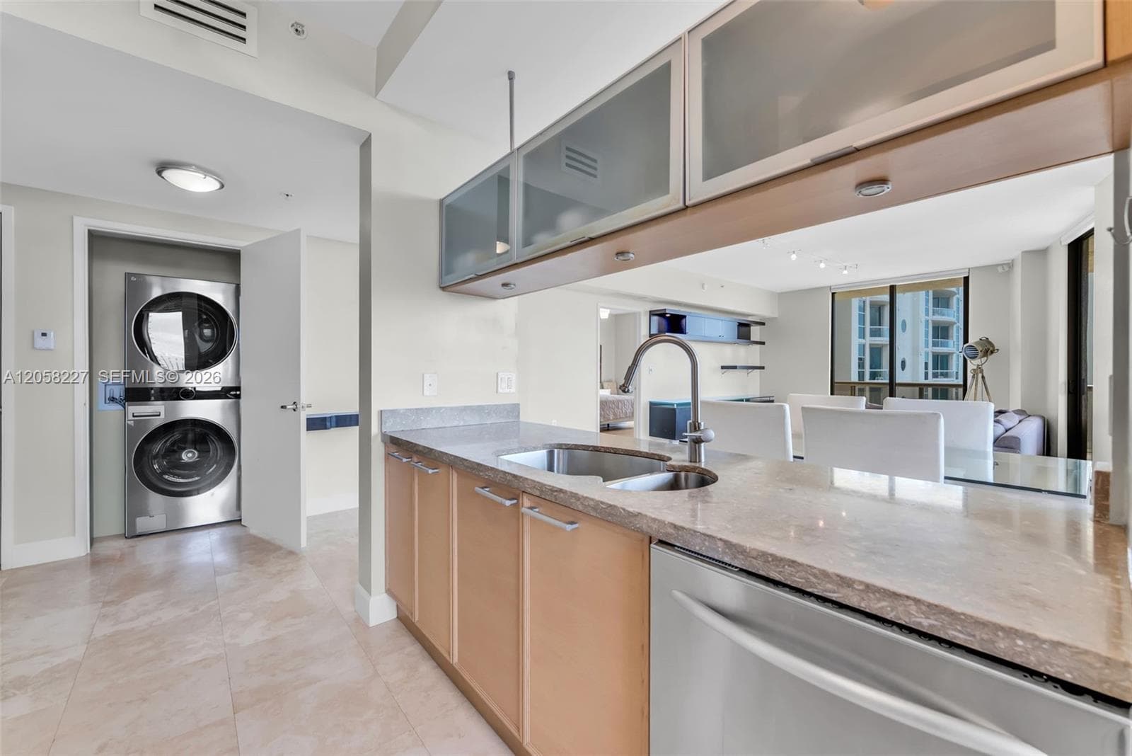 Sayan Condo · #1604 in Sunny Isles Beach - Photo 10