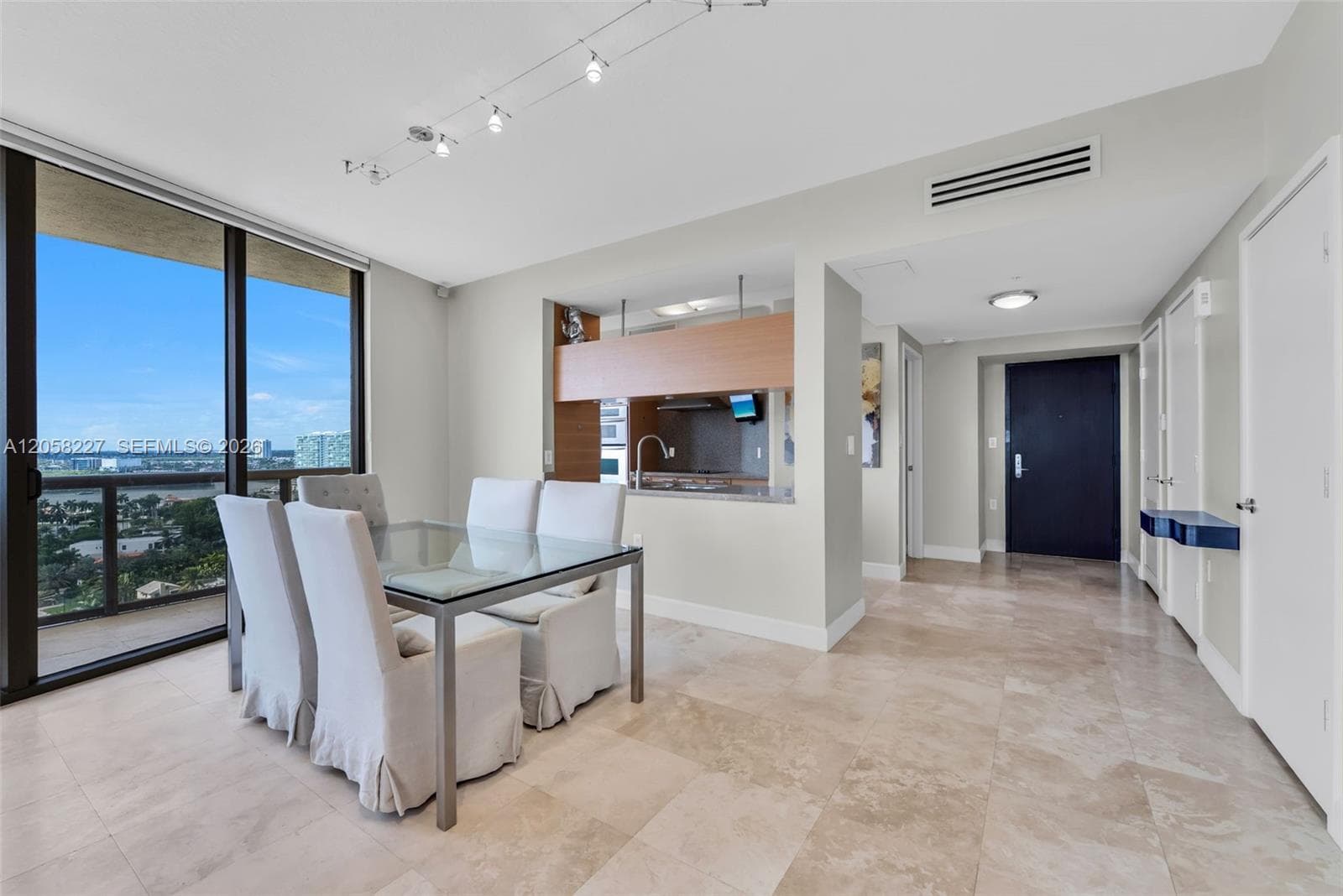 Sayan Condo · #1604 in Sunny Isles Beach - Photo 8