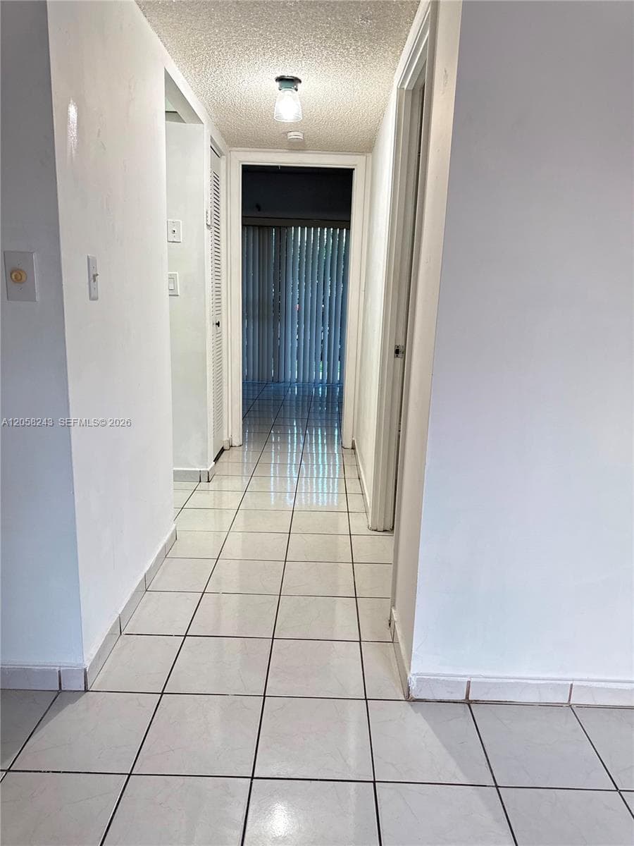 LE JEUNE HOUSE CONDO · #109 in Miami - Photo 5