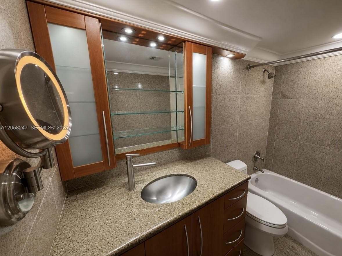 9500 OCEANS CONDO · #1507 in Surfside - Photo 25