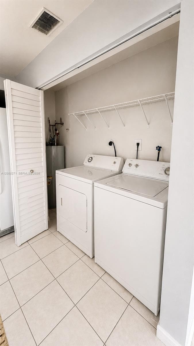 PATIO GRANDE TOWNHOMES CO · #101 in Miami - Photo 4