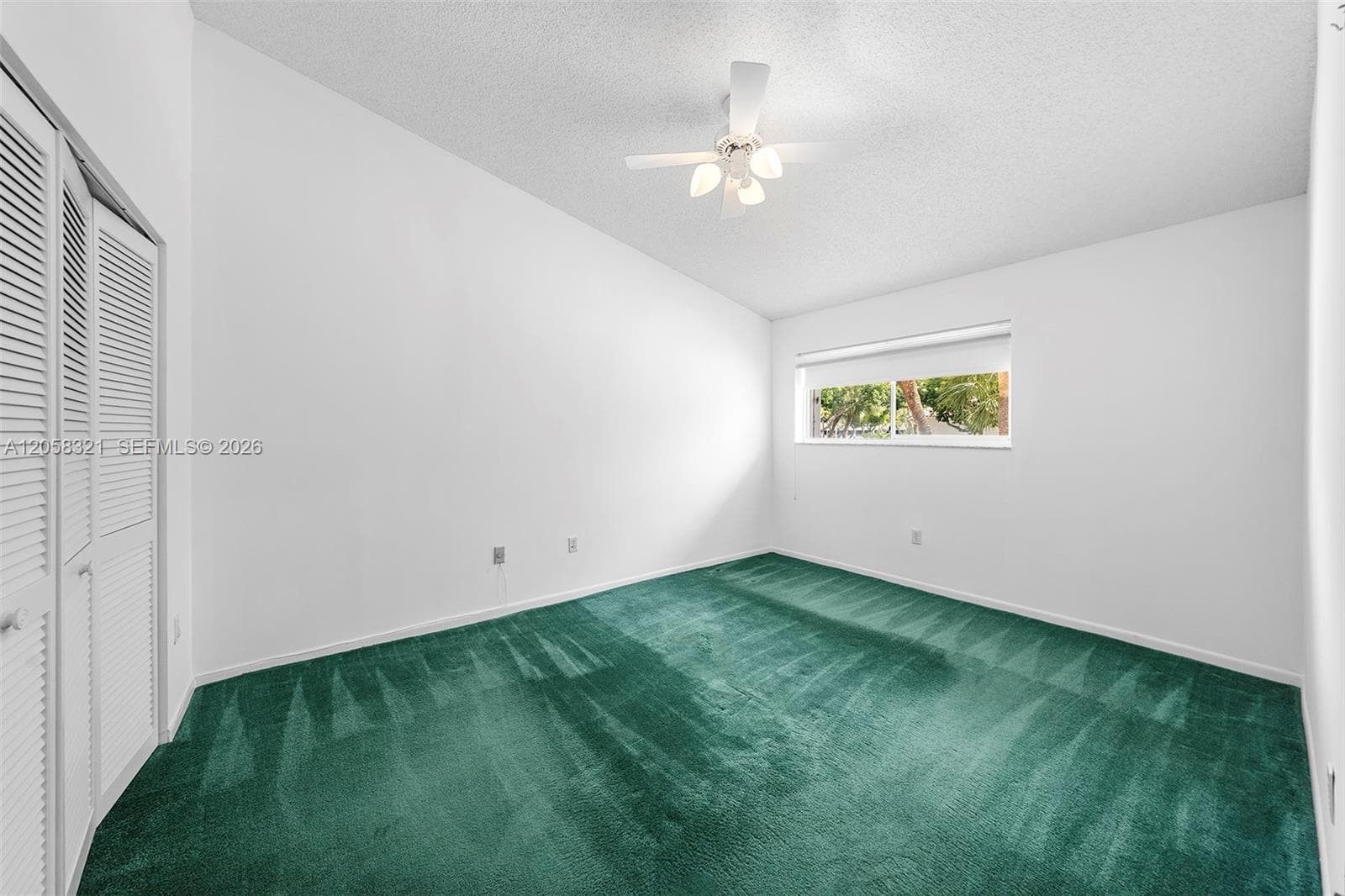 3748 NE 209th Ter photo 28