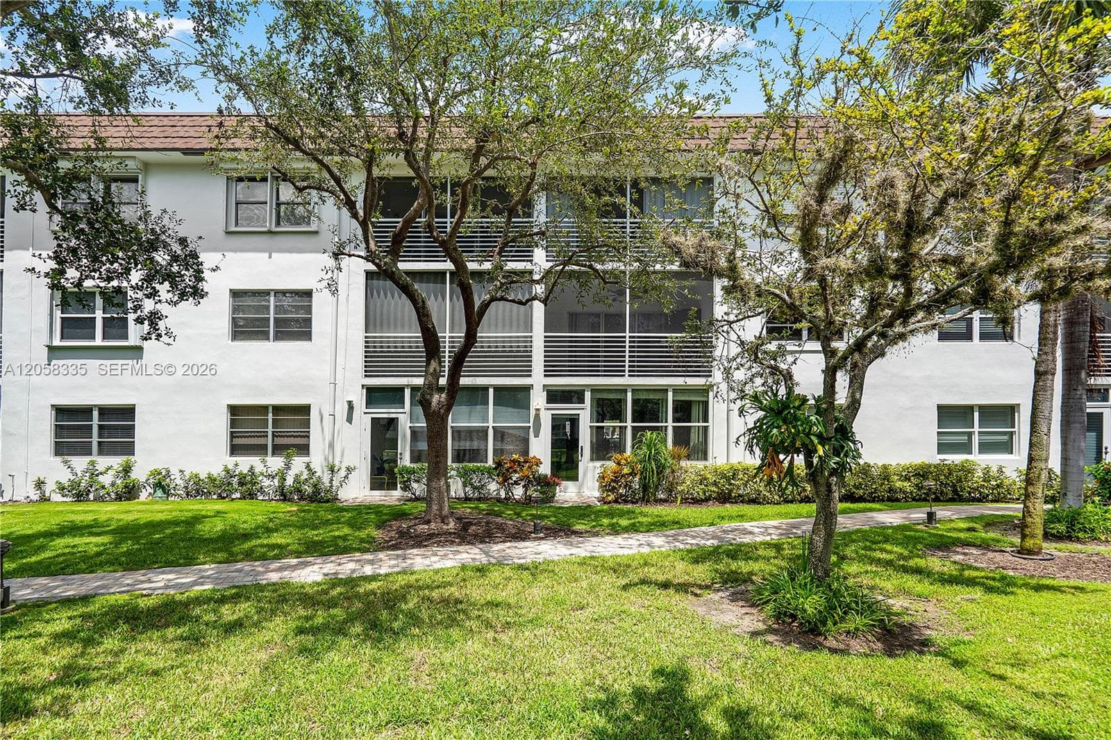 GARDENS BY THE SEA CONDO · #102 in Lauderdale By The Sea - Photo 27