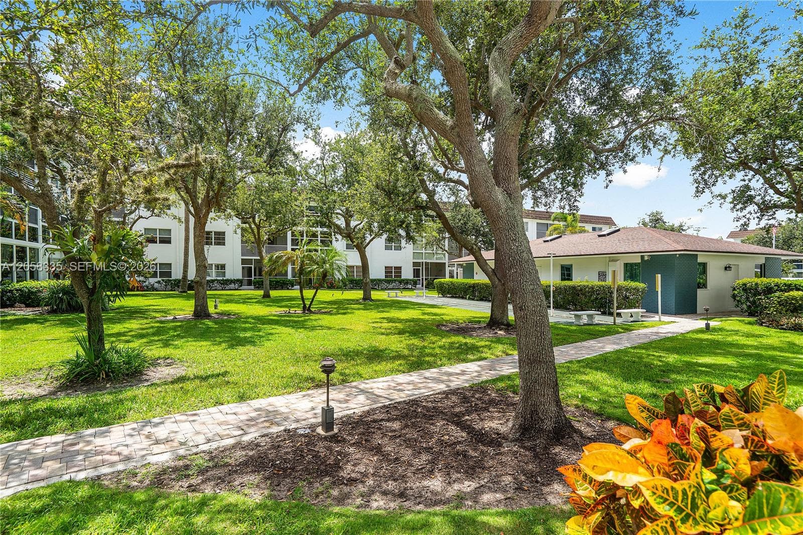 GARDENS BY THE SEA CONDO · #102 in Lauderdale By The Sea - Photo 26