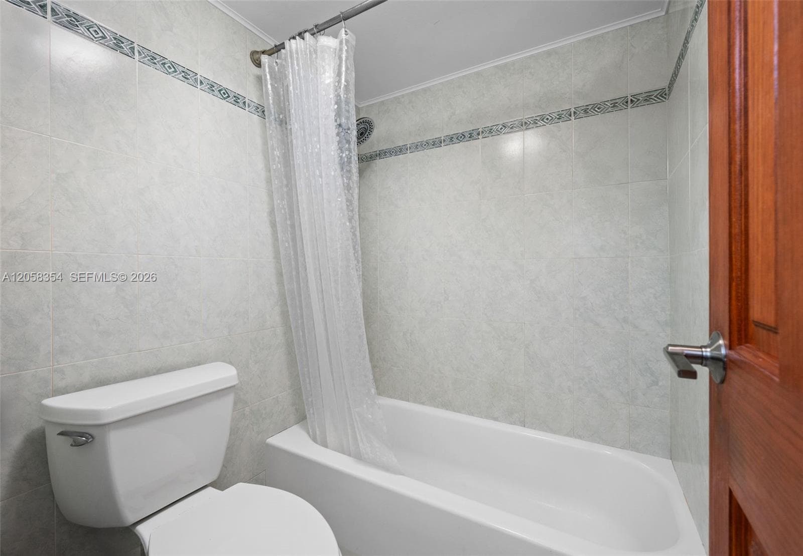 Parker Plaza · #1701 in Hallandale Beach - Photo 4