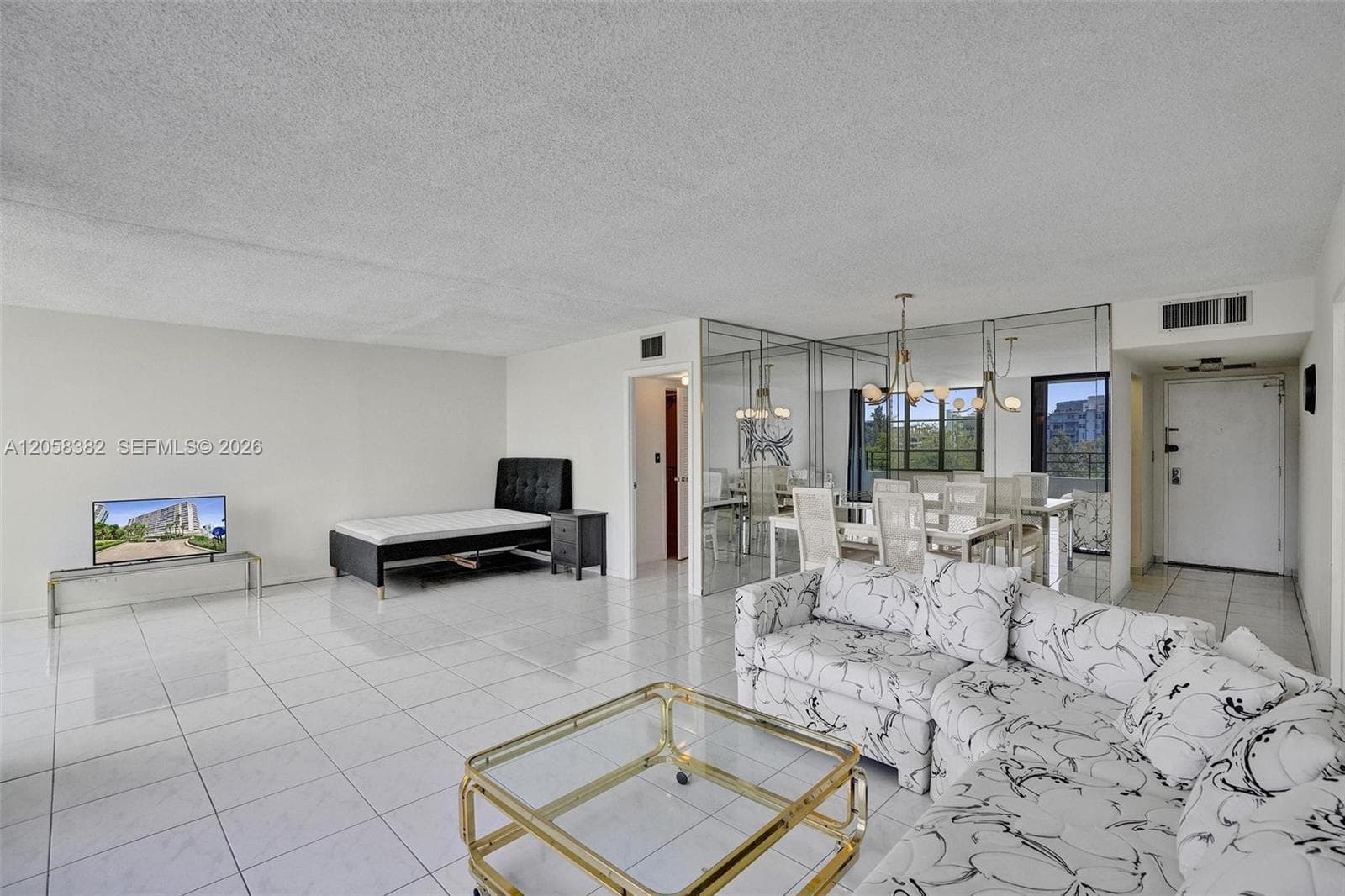 OLYMPUS 500 · #213 in Hallandale Beach - Photo 17