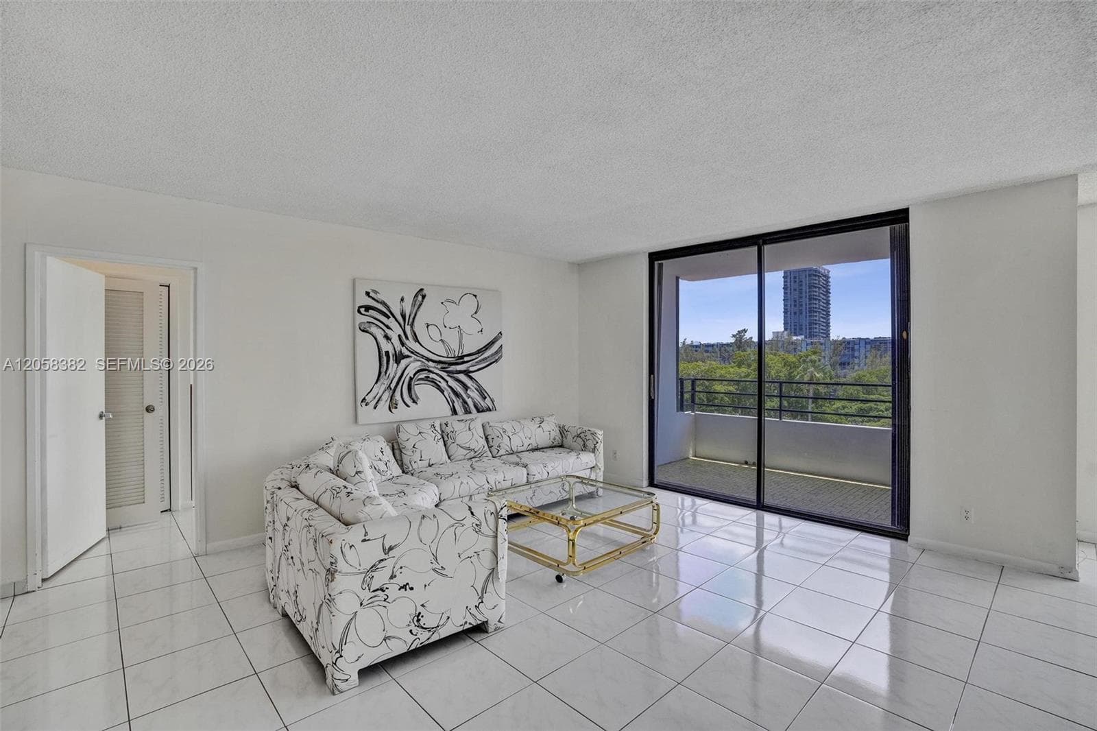 OLYMPUS 500 · #213 in Hallandale Beach - Photo 11