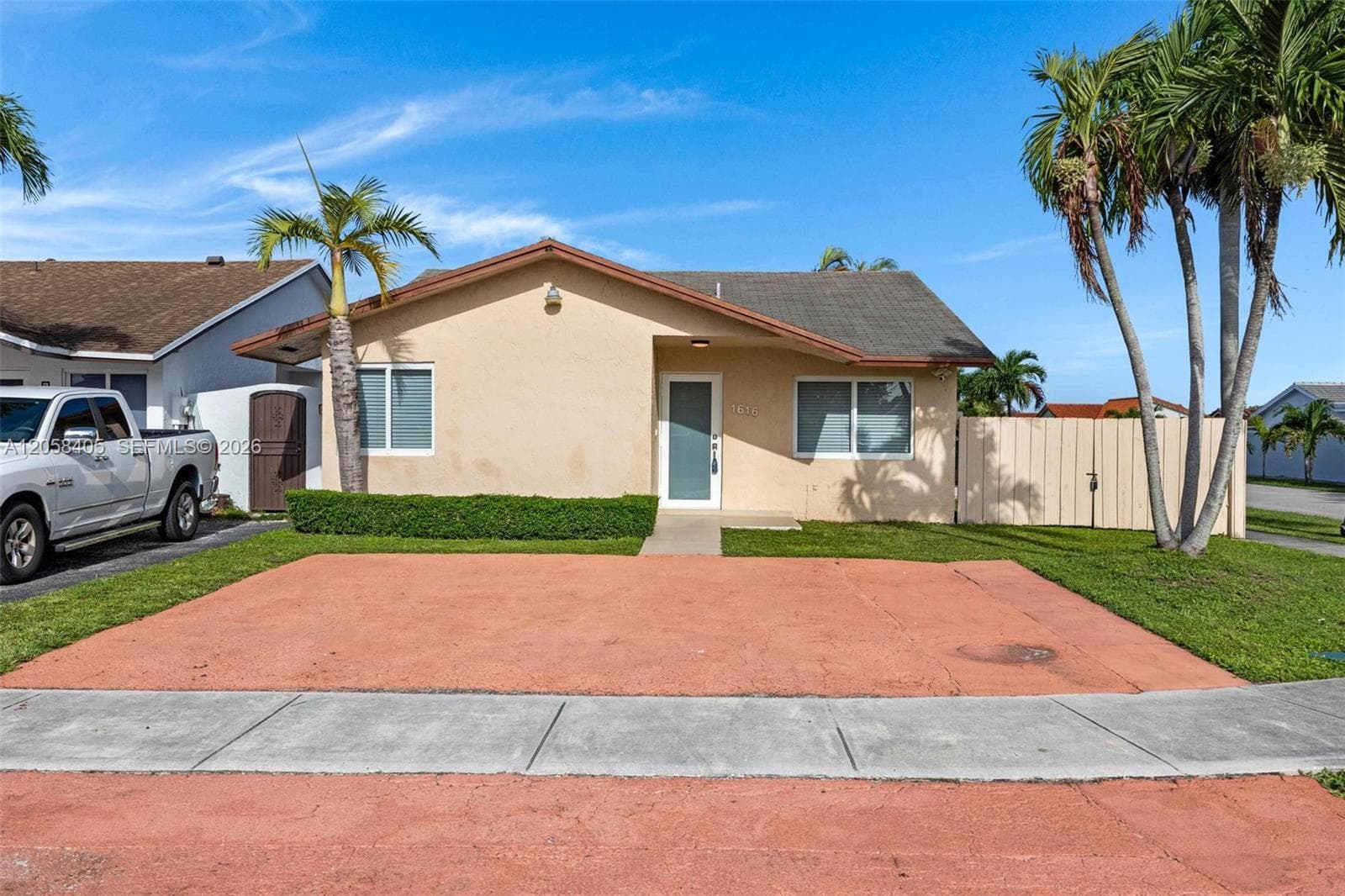 1616 SW 137th Pl photo 7