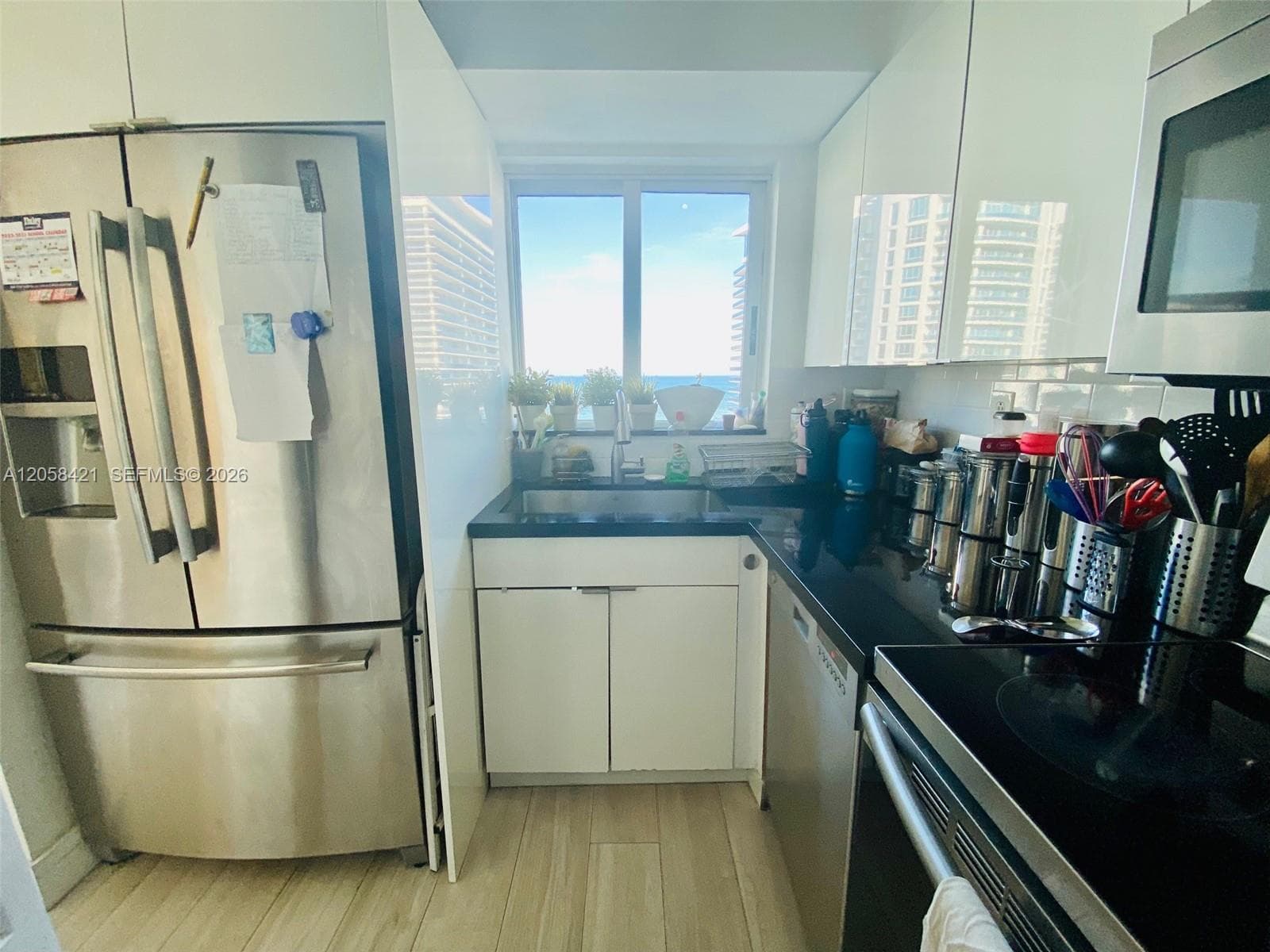 THE GRANDVIEW CONDO · #1202 in Miami Beach - Photo 9