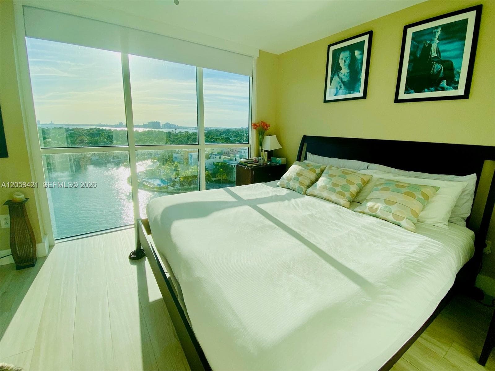 Master suite bedrrom