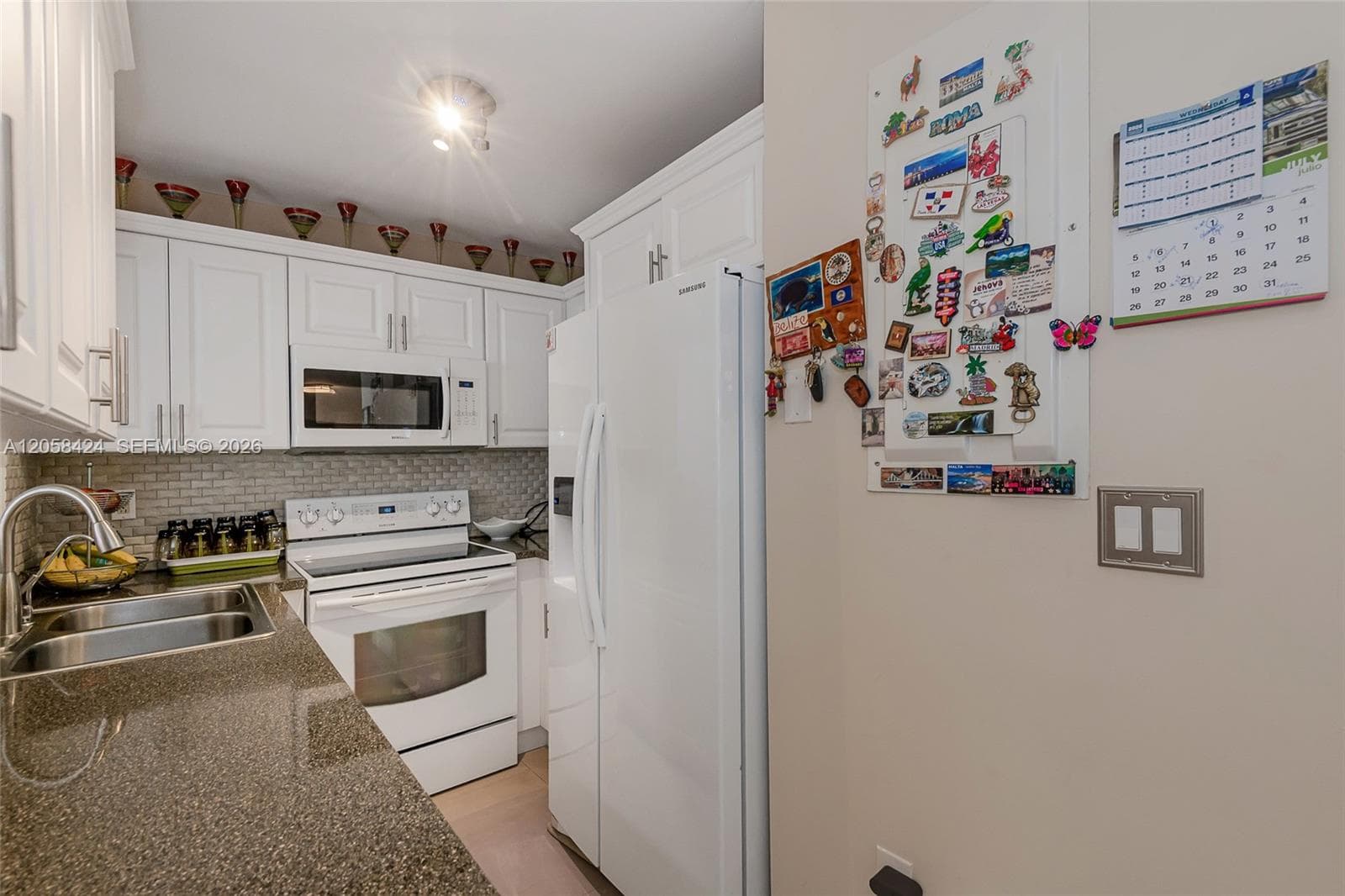 11559 SW 7th St photo 8