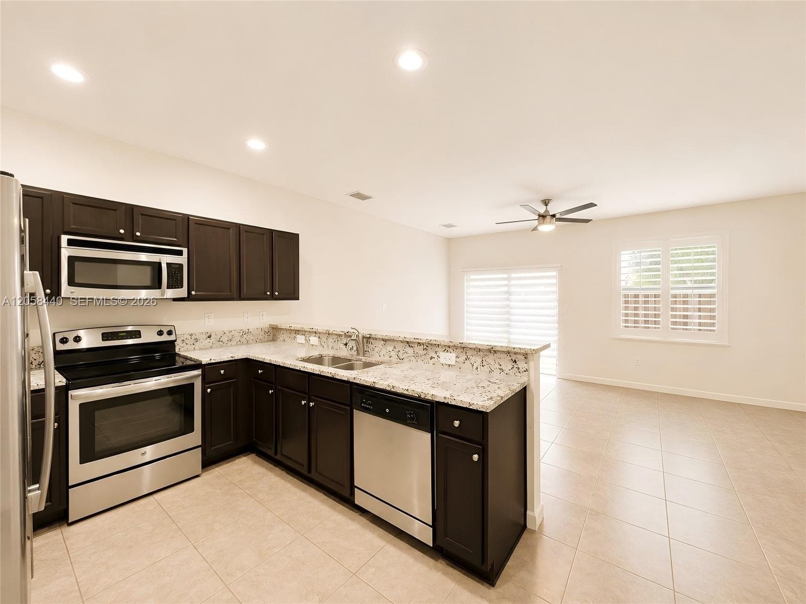 11362 SW 151st Ave photo 4