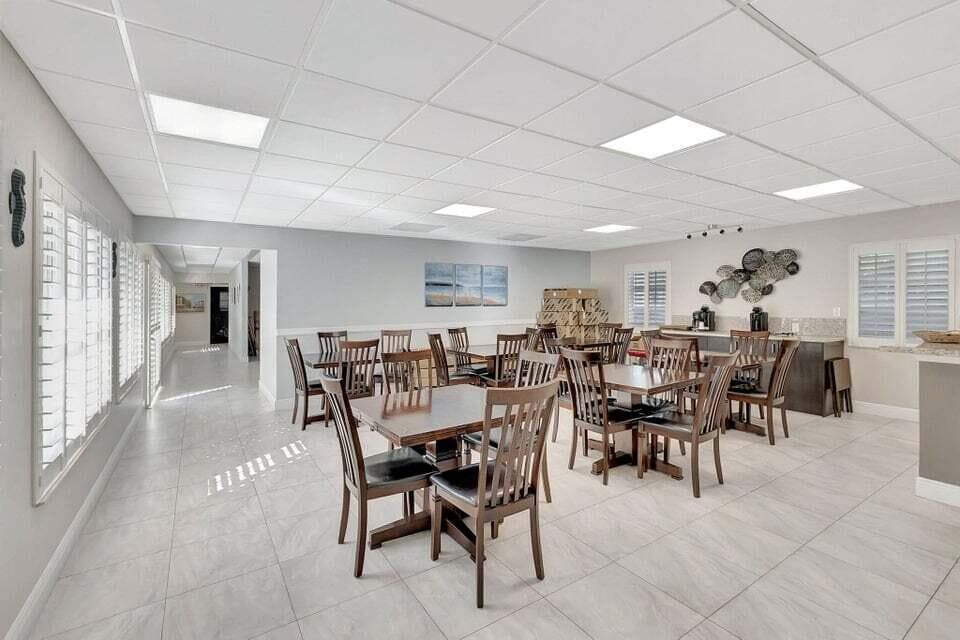SP Breakfast area20241005150002922700000