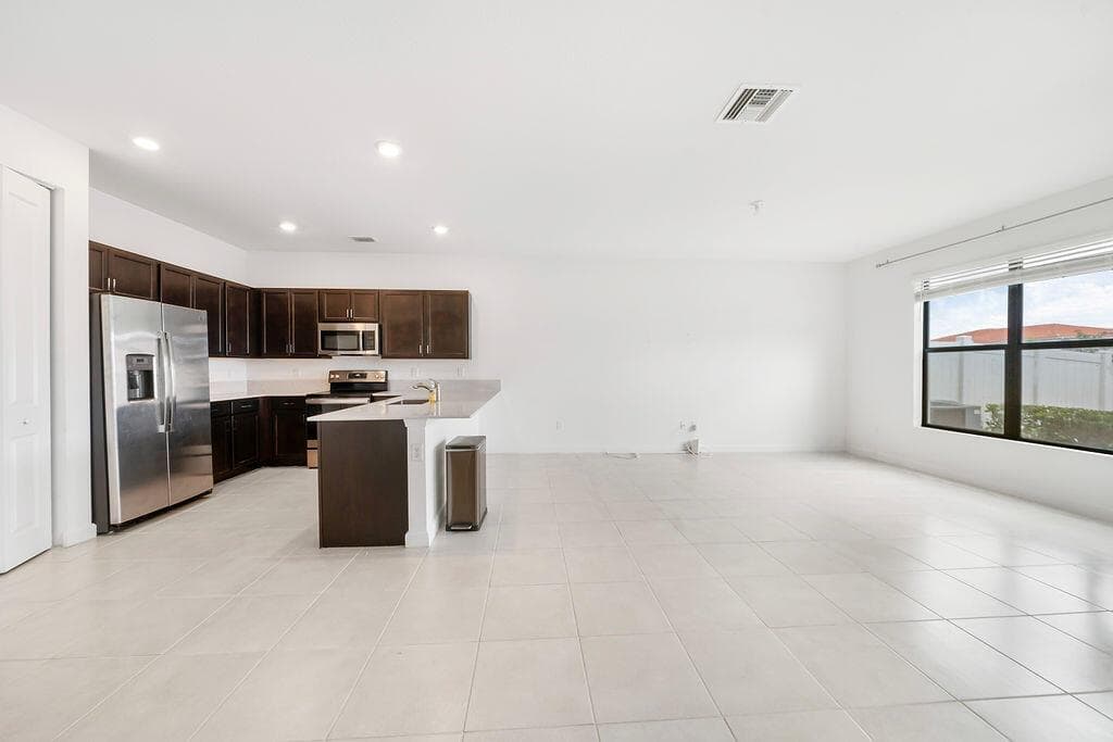 Kitchen & Living Room