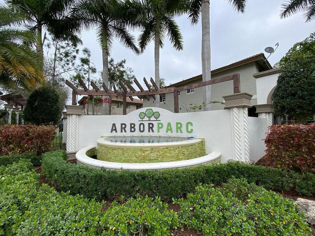Arbor Parc Signage