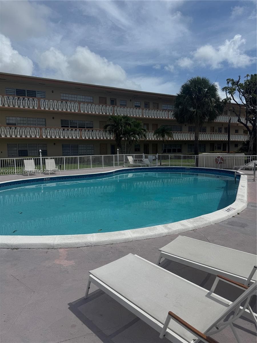 Sutton House · #22 in North Miami - Photo 1
