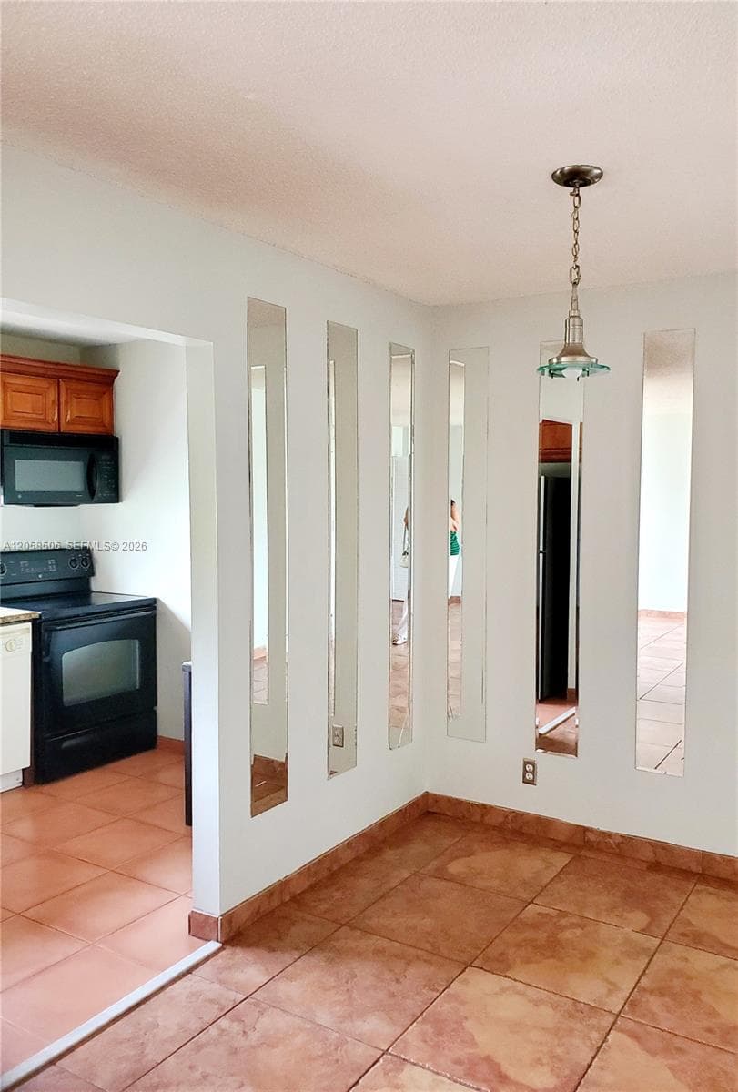 PLAZA OF AMERICAS CONDO P · #618 in Sunny Isles Beach - Photo 6