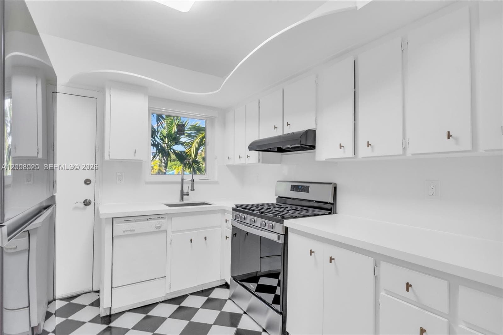 1101 CONDO · #5 in Bay Harbor Islands - Photo 20