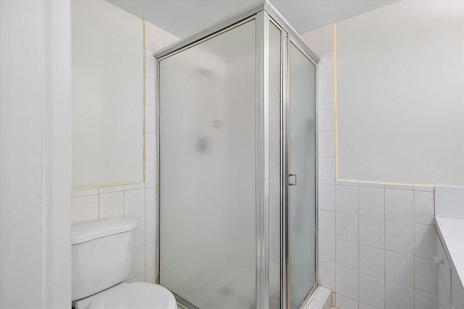 23-19001 NE 14th Ave #145_023