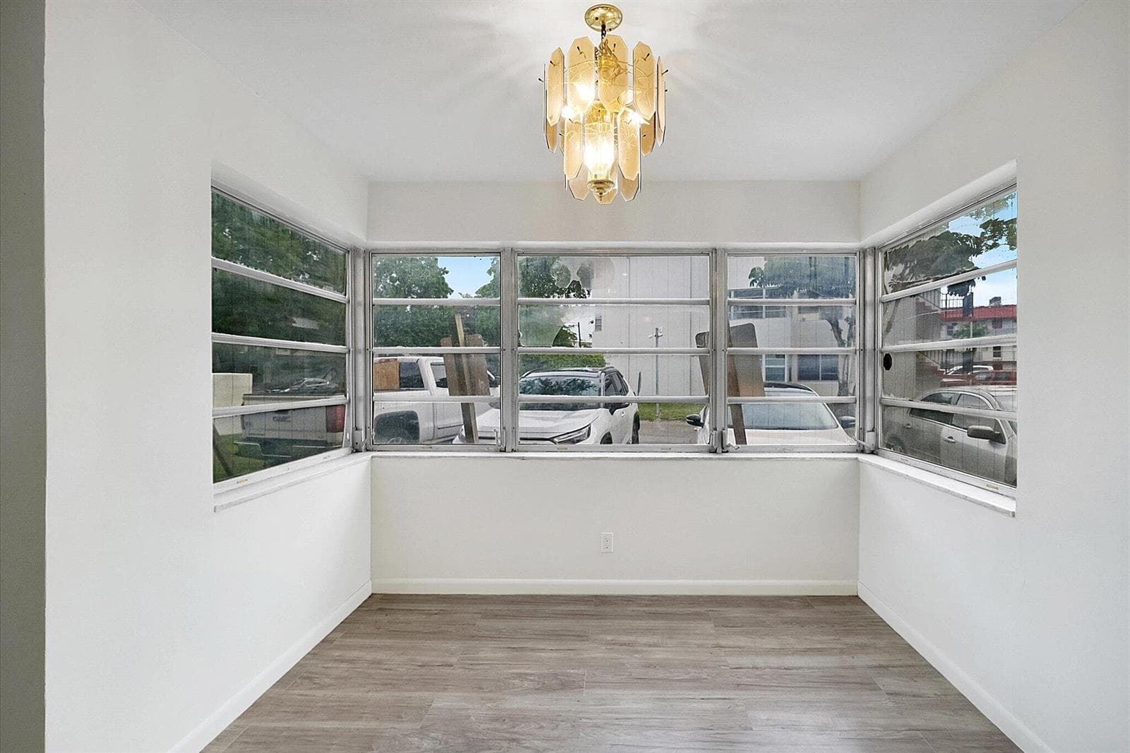 16-19001 NE 14th Ave #145_016
