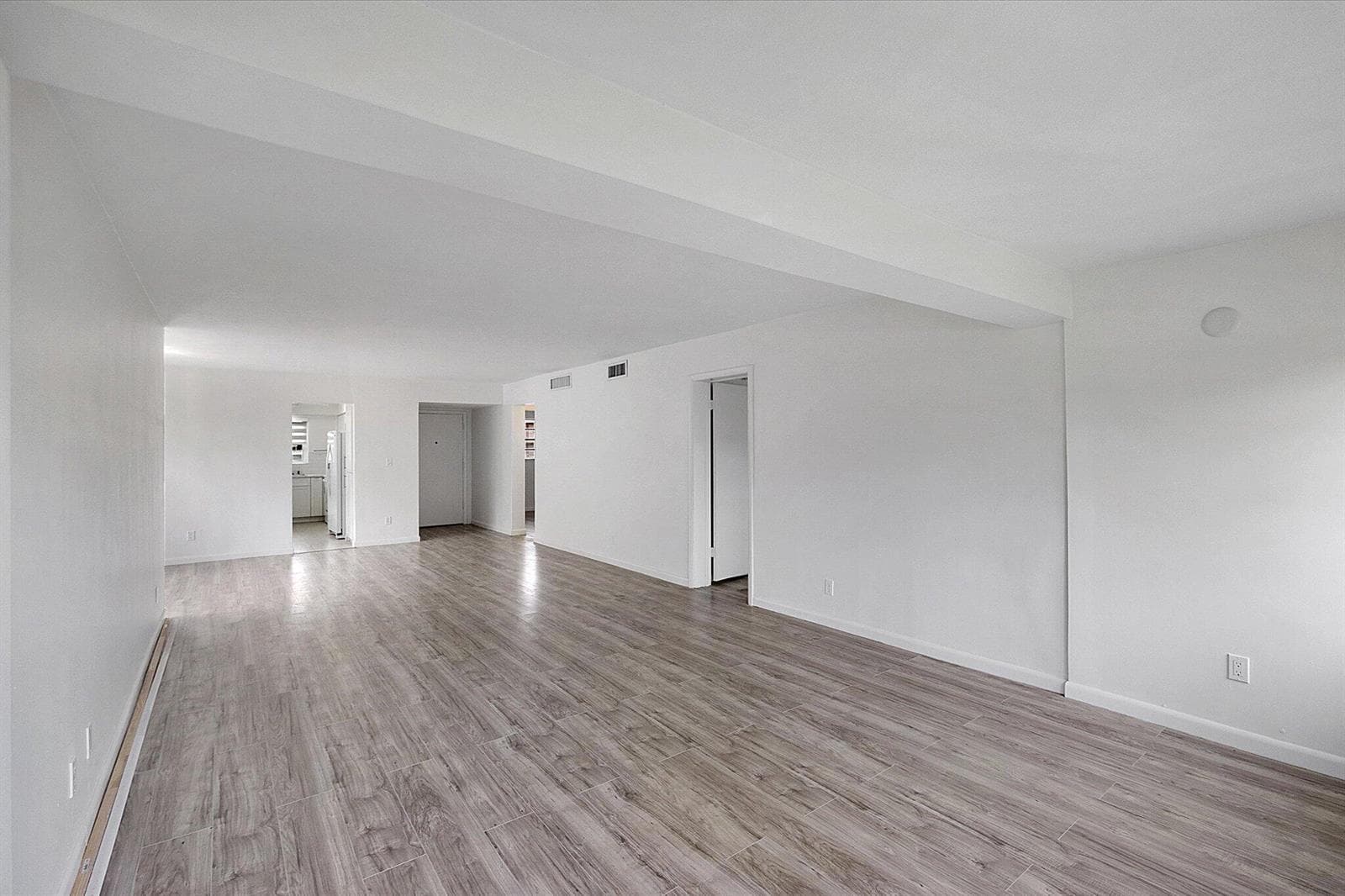 18-19001 NE 14th Ave #145_018