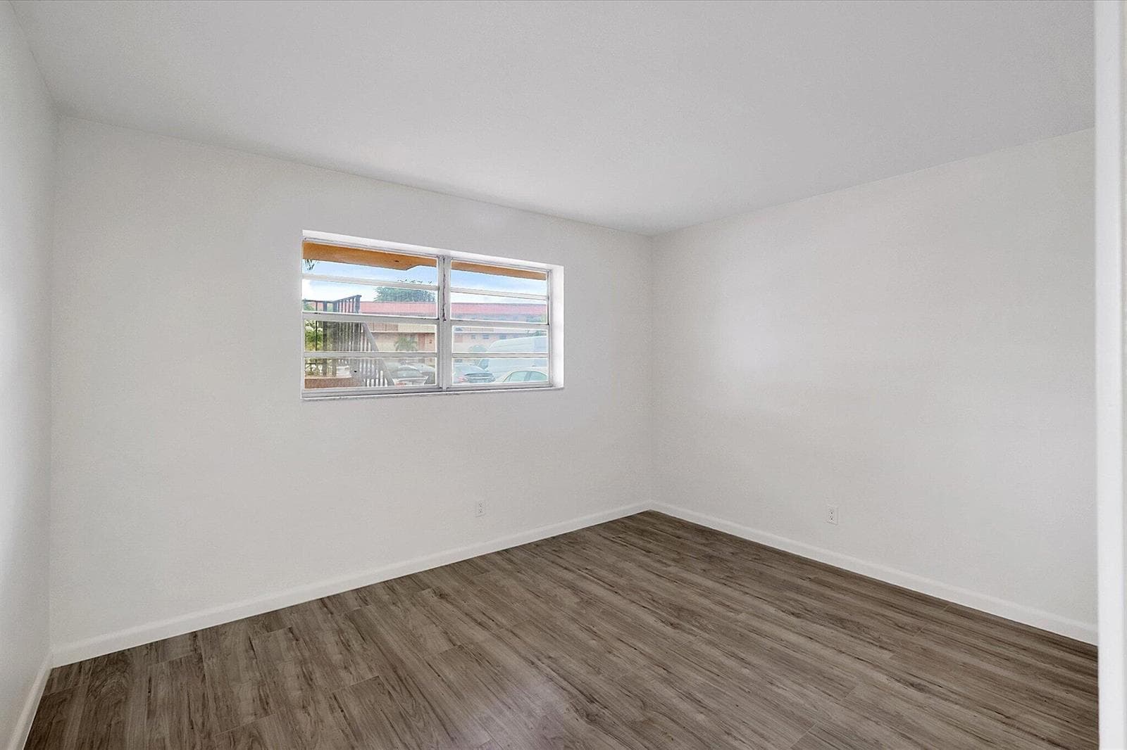 26-19001 NE 14th Ave #145_026
