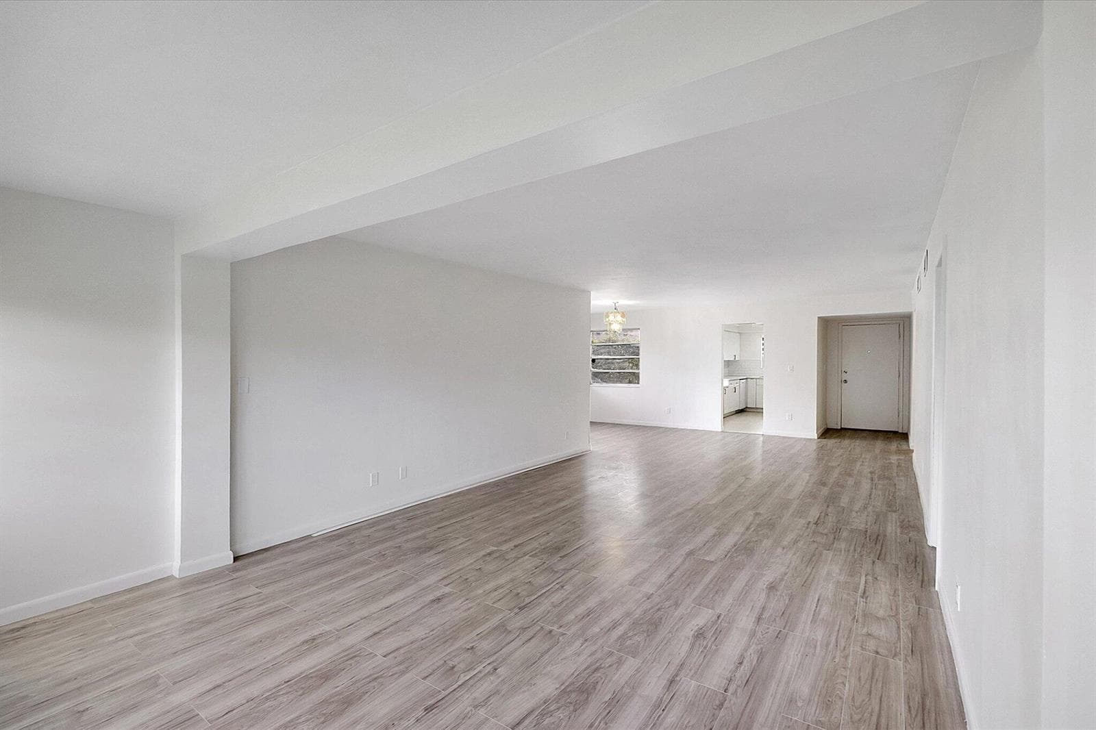 17-19001 NE 14th Ave #145_017