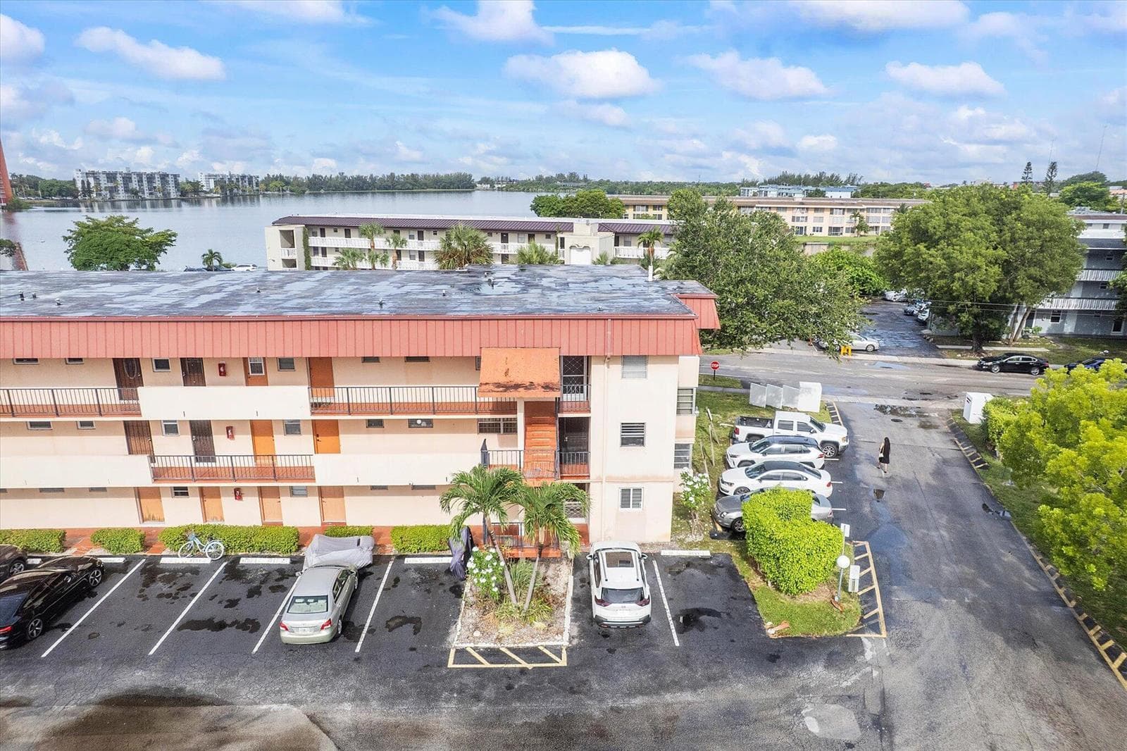 30-19001 NE 14th Ave #145_030