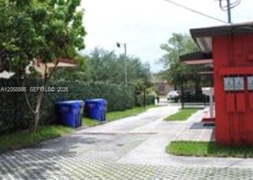2513 Lincoln St photo 2