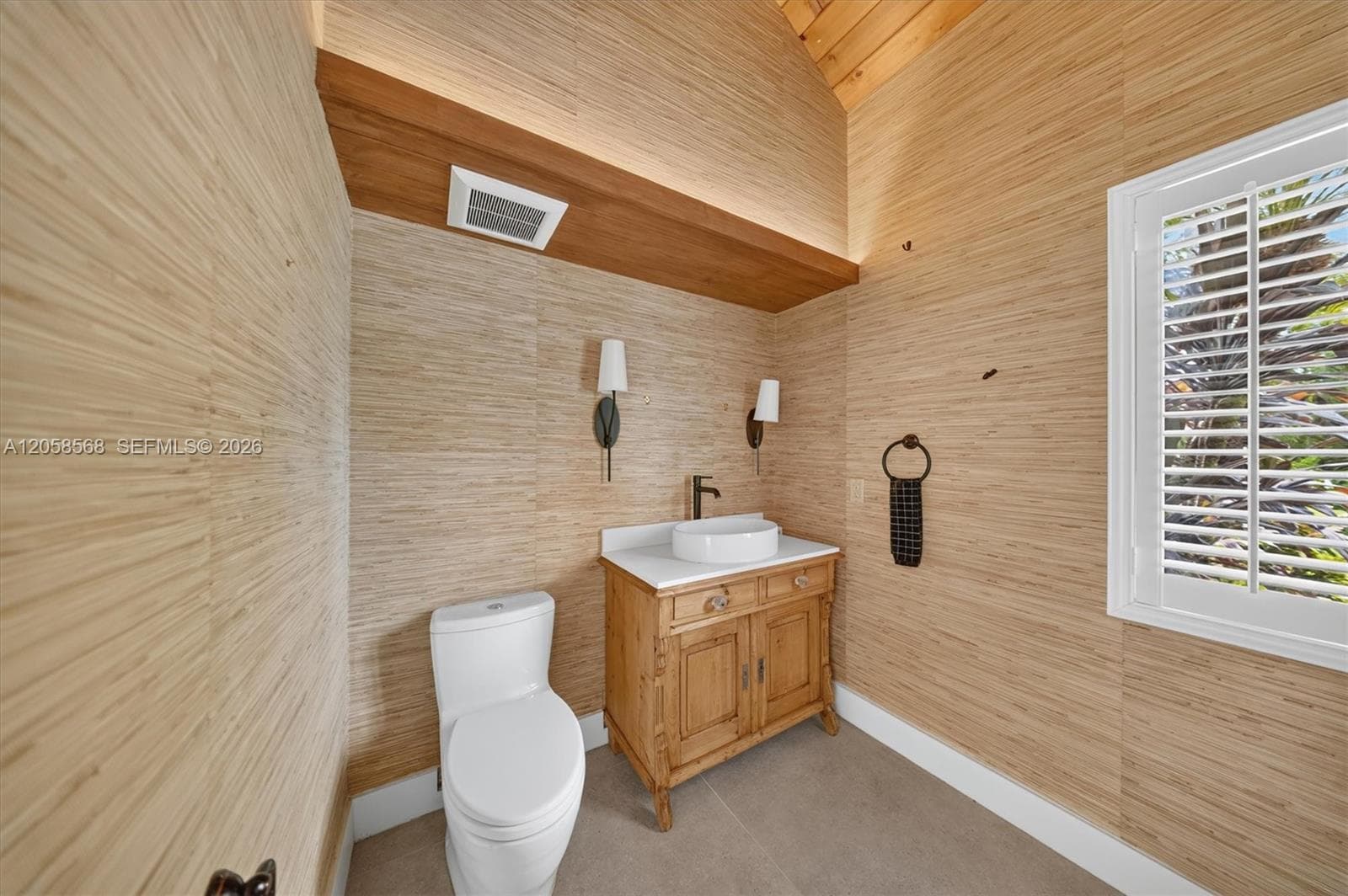 Half bath by entrance