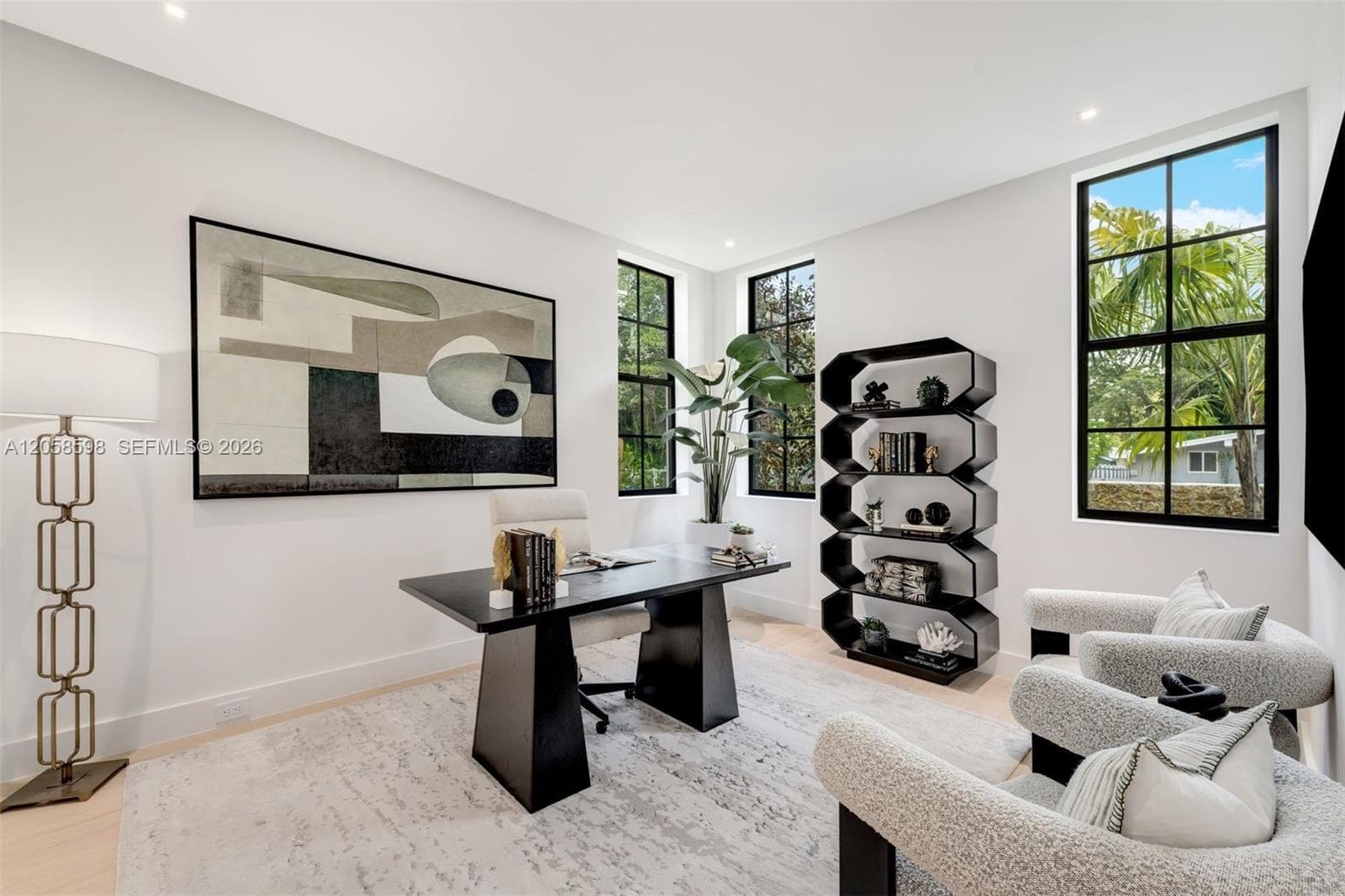 3352 Charles Ave photo 8