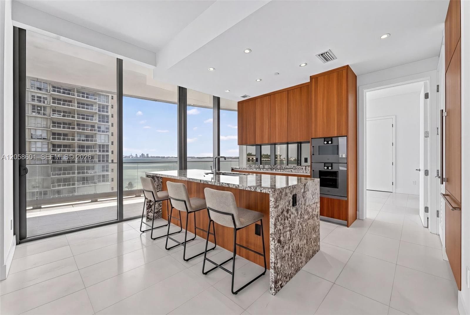 Una Residences · #604 in Miami - Photo 7