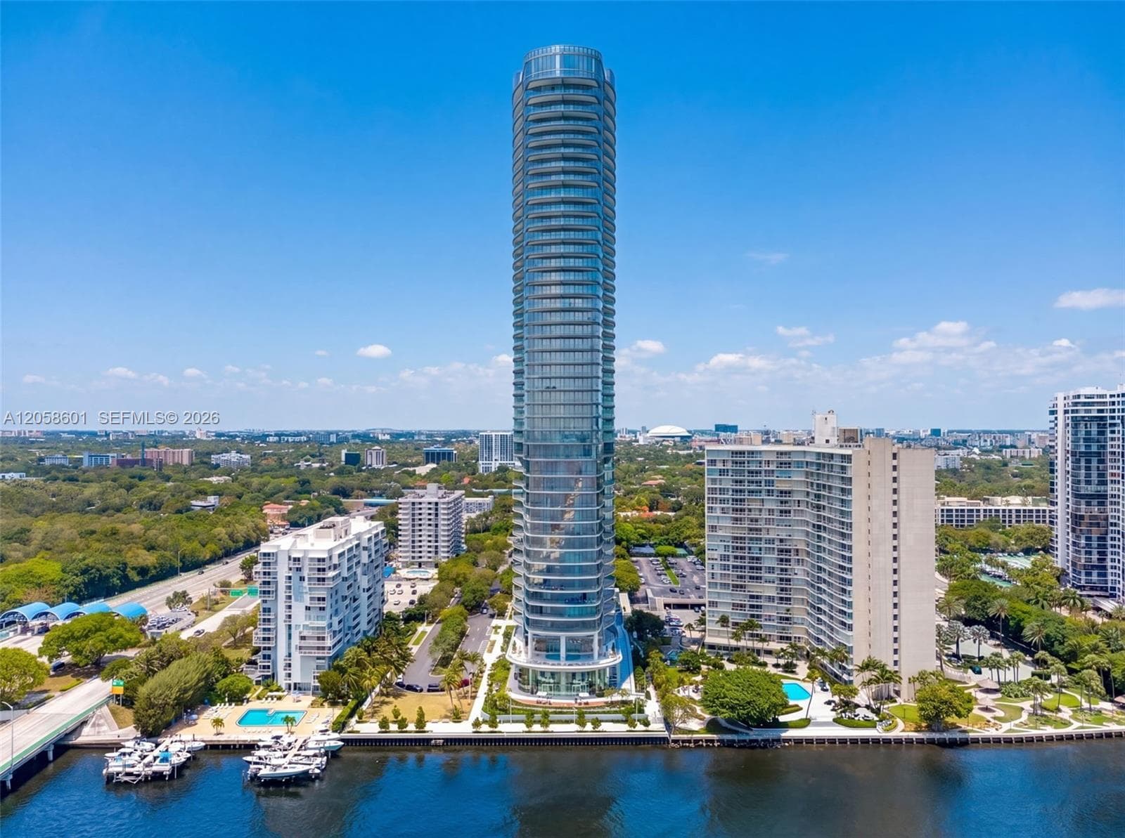 Una Residences · #604 in Miami - Photo 35
