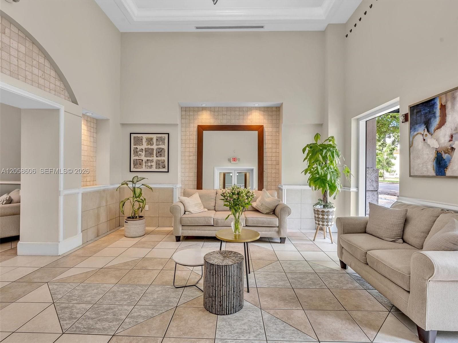 Douglas Grand Condo FOR SALE  50 MENORES AVE APT 518 CORAL GABLES, FL 33134