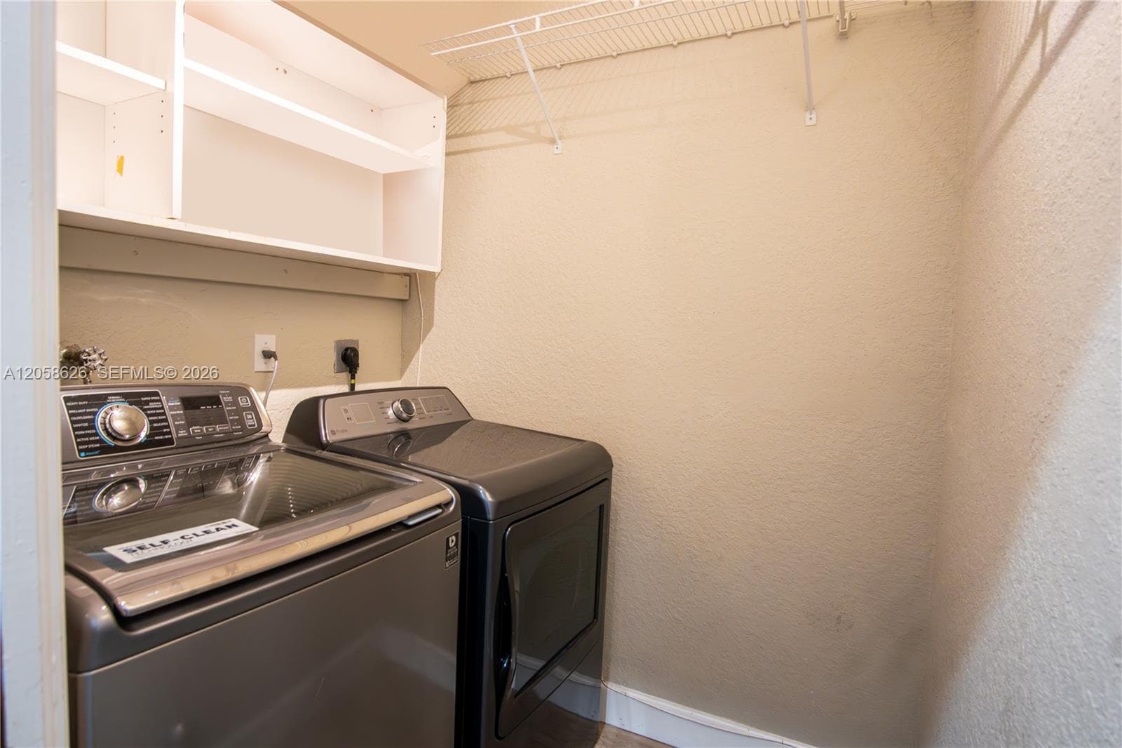 13836 SW 39th Ter photo 30
