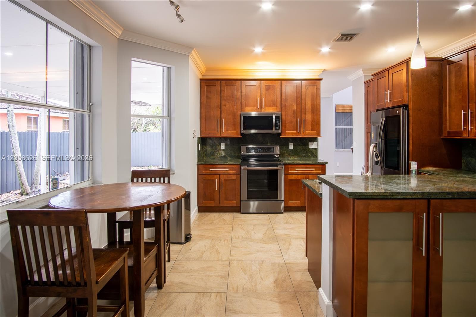 13836 SW 39th Ter photo 10