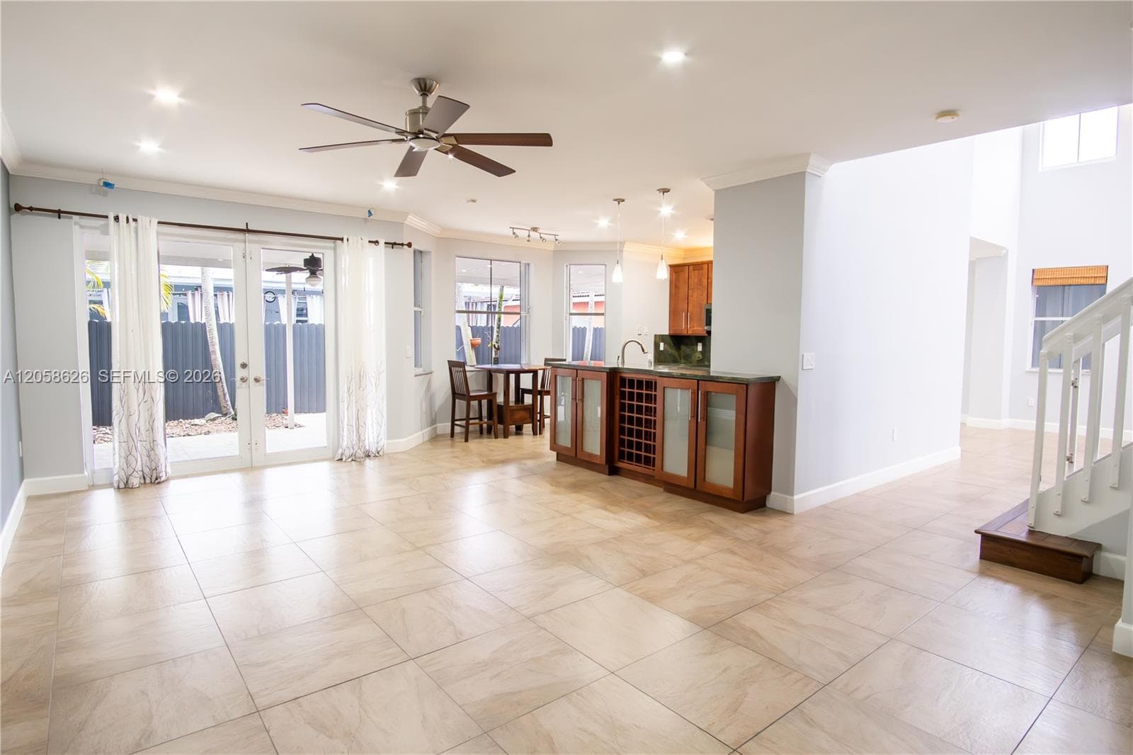 13836 SW 39th Ter photo 8
