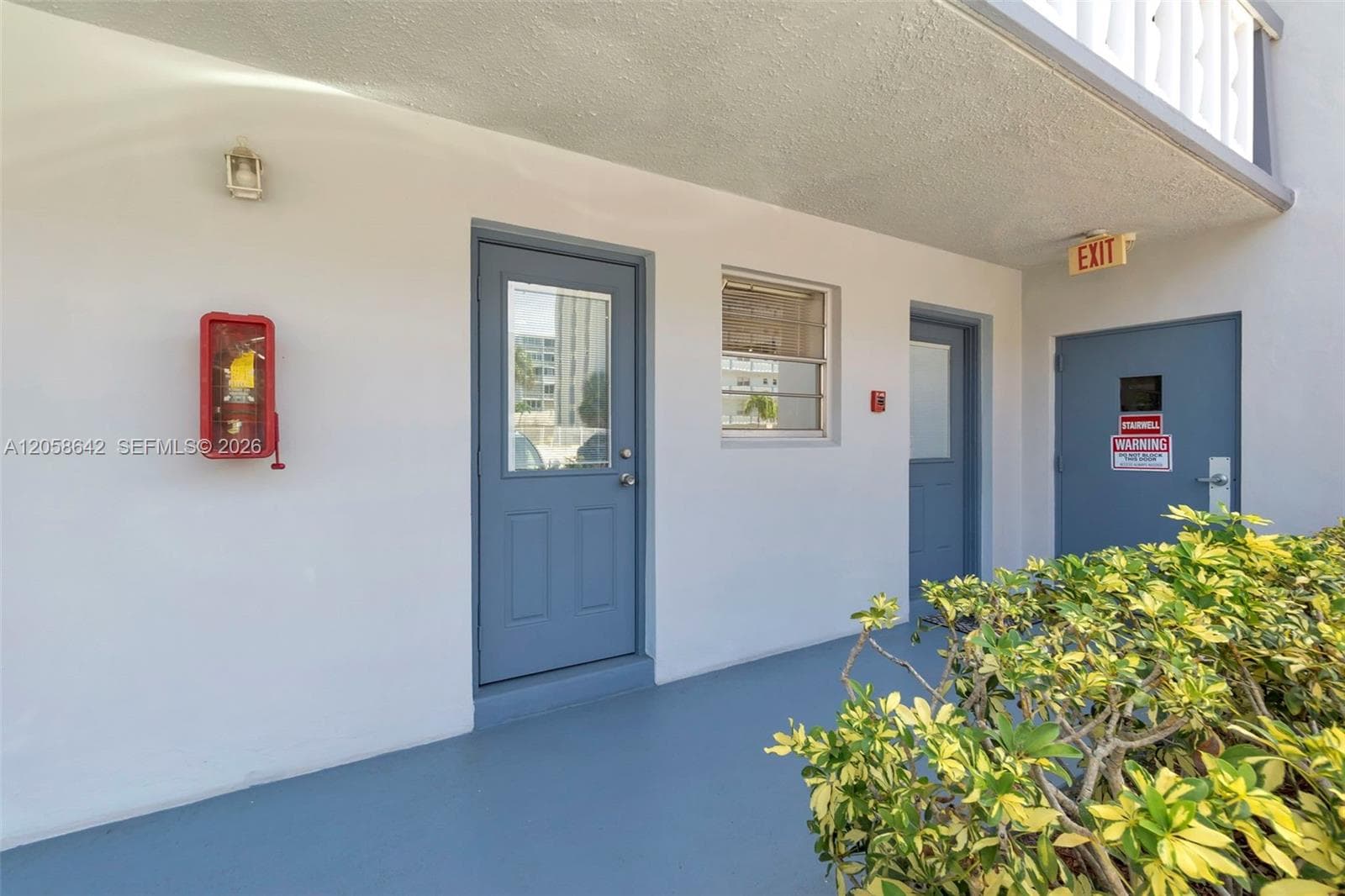 Meadowbrook Towers · #108 in Hallandale Beach - Photo 27