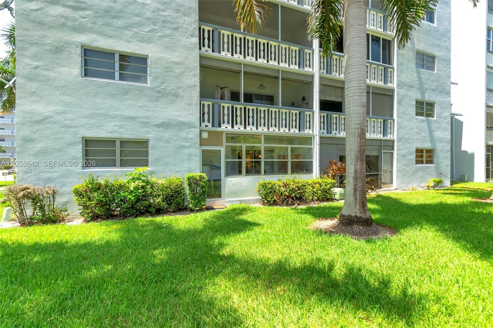 Meadowbrook Towers · #108 in Hallandale Beach - Photo 26