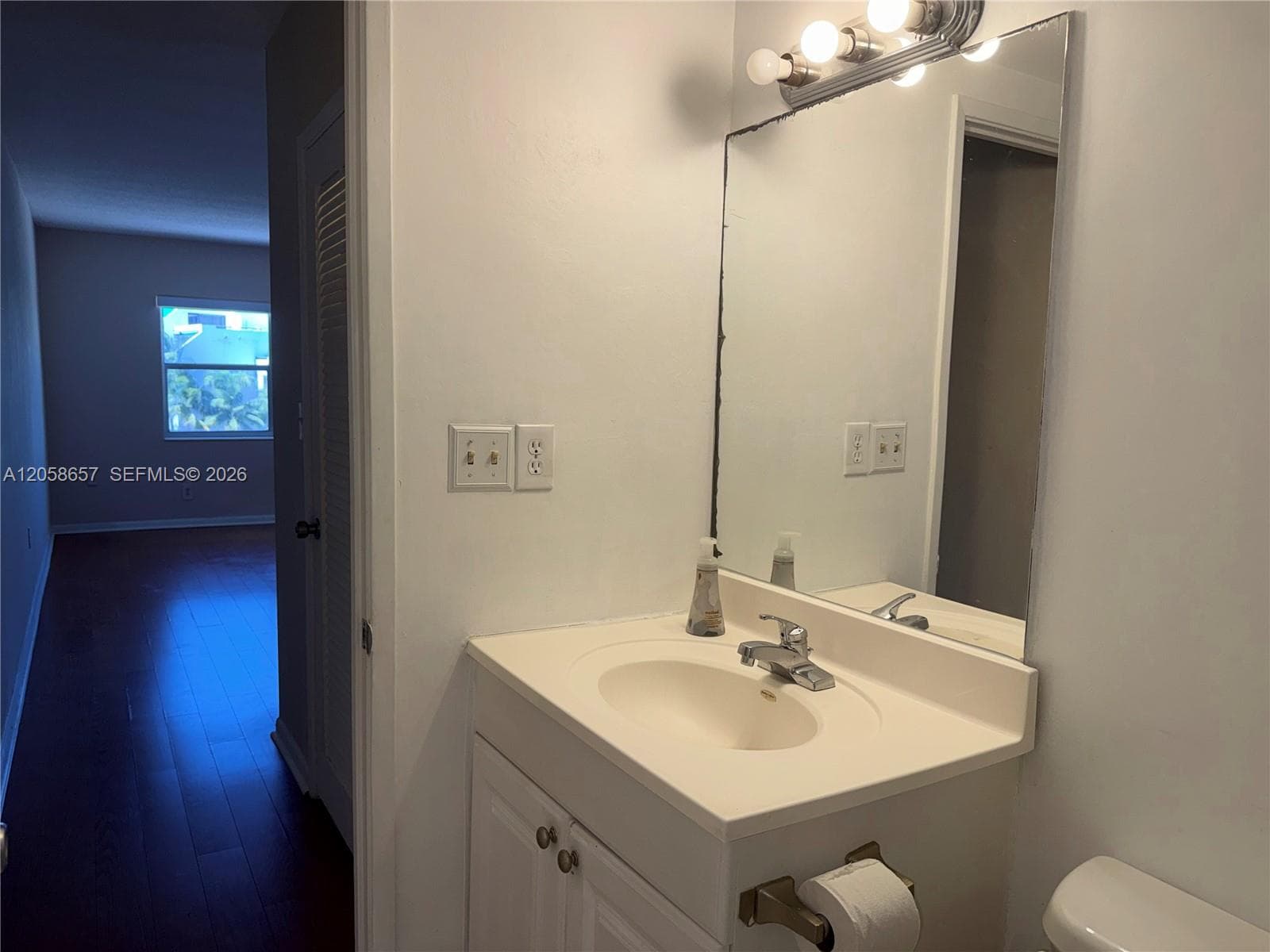 COASTAL TOWERS CONDO · #311 in Sunny Isles Beach - Photo 7