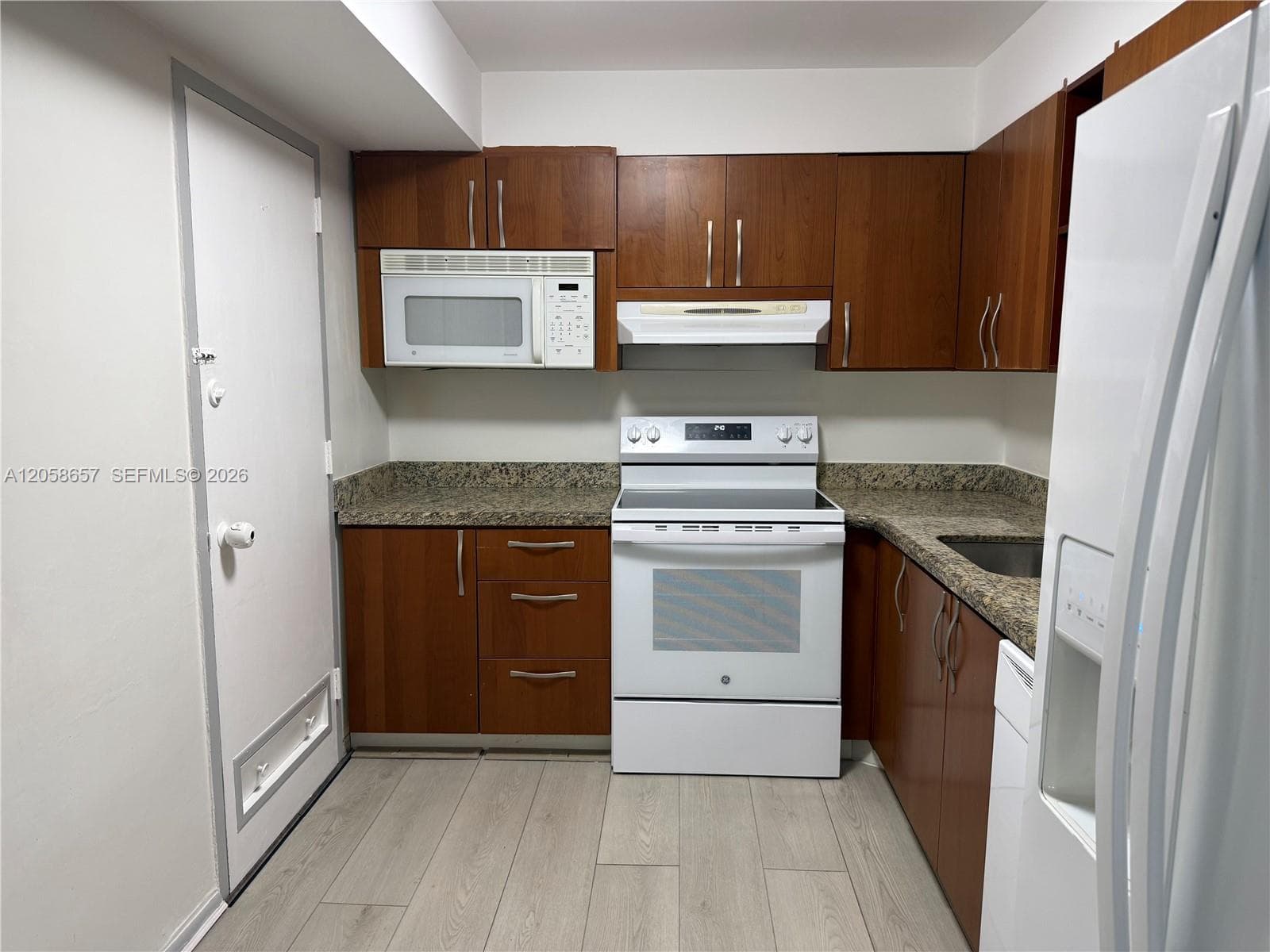 COASTAL TOWERS CONDO · #311 in Sunny Isles Beach - Photo 3
