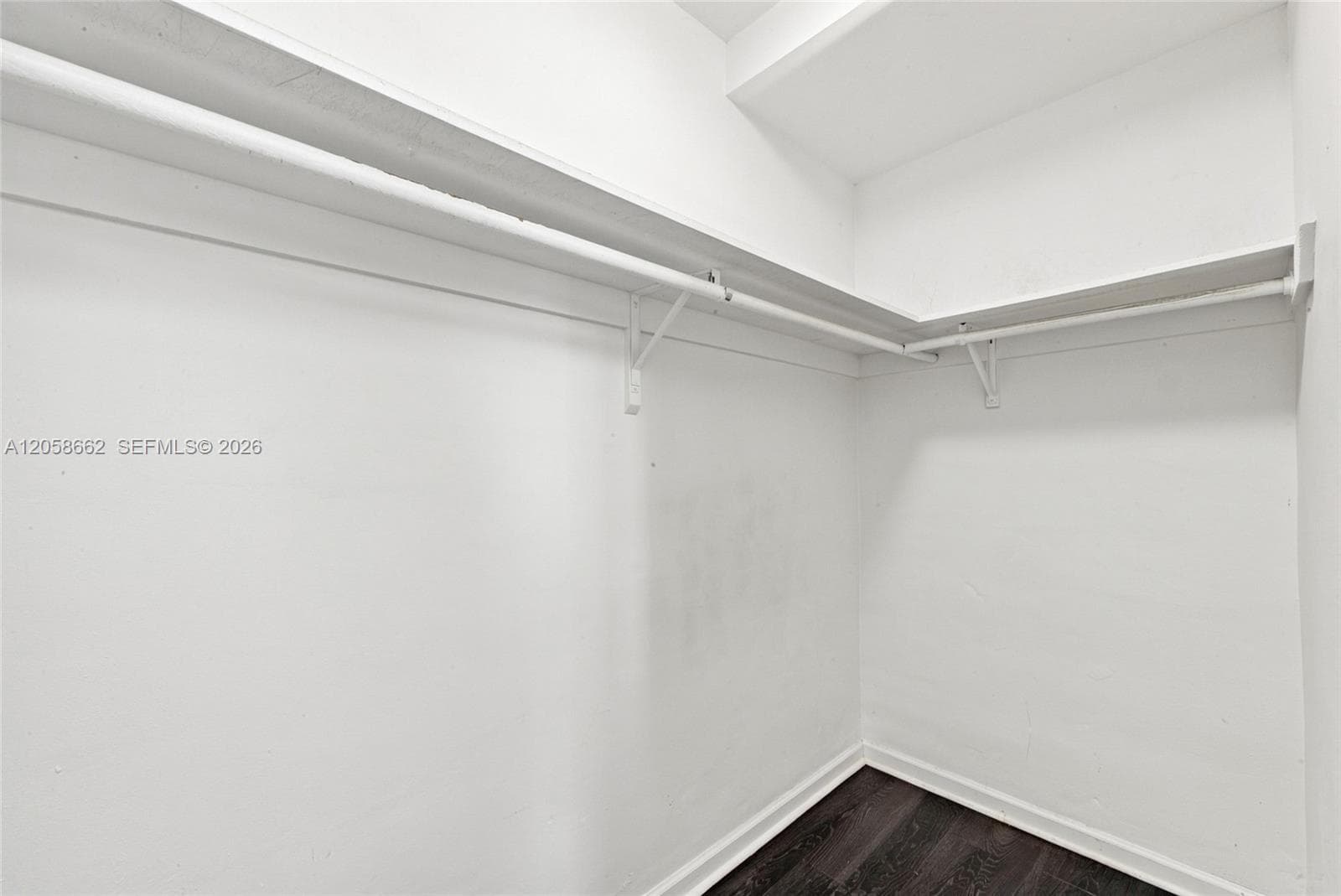 RESIDENCES ON HOLLYWOOD B · #518 in Hollywood - Photo 17