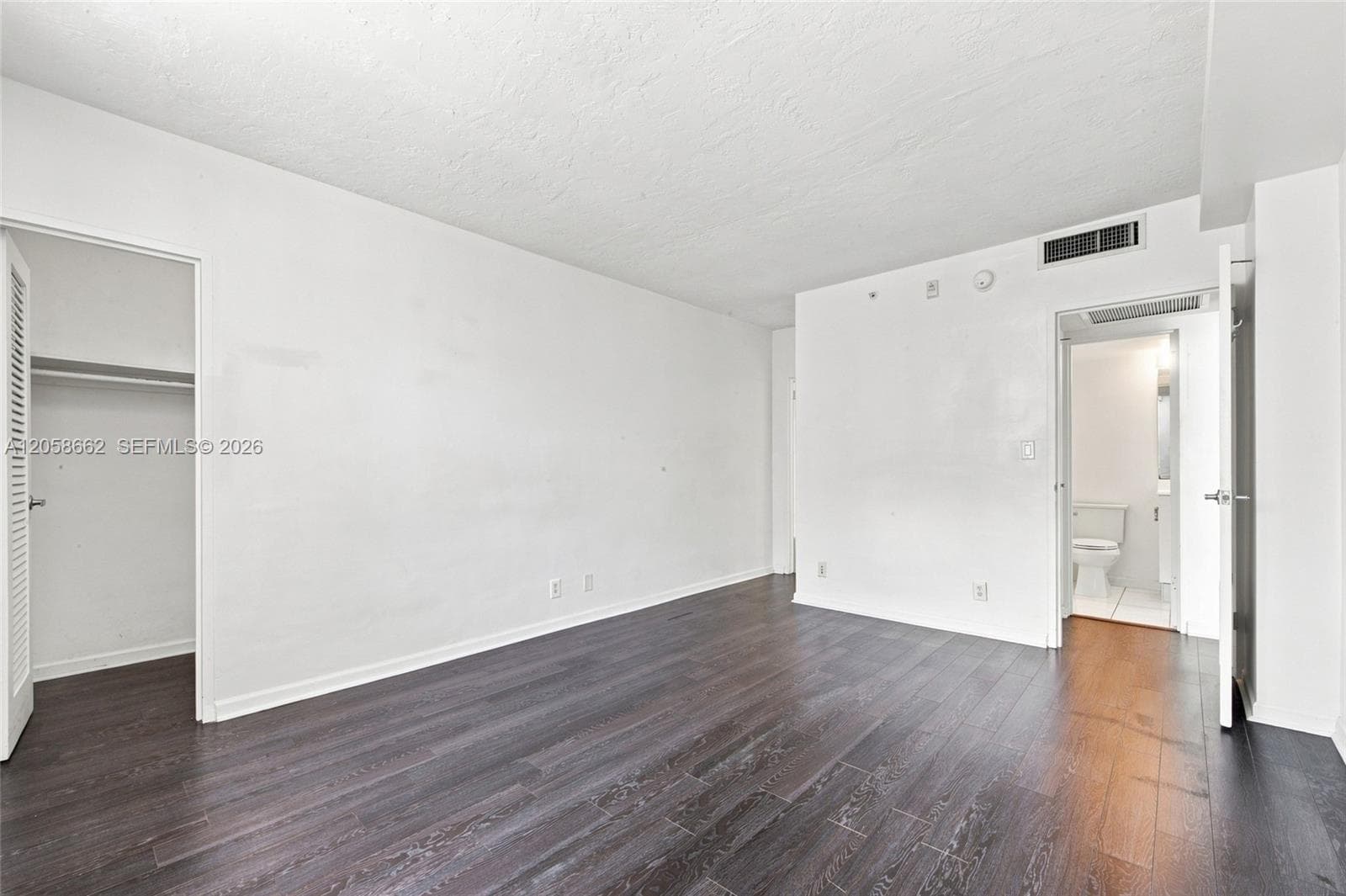 RESIDENCES ON HOLLYWOOD B · #518 in Hollywood - Photo 15