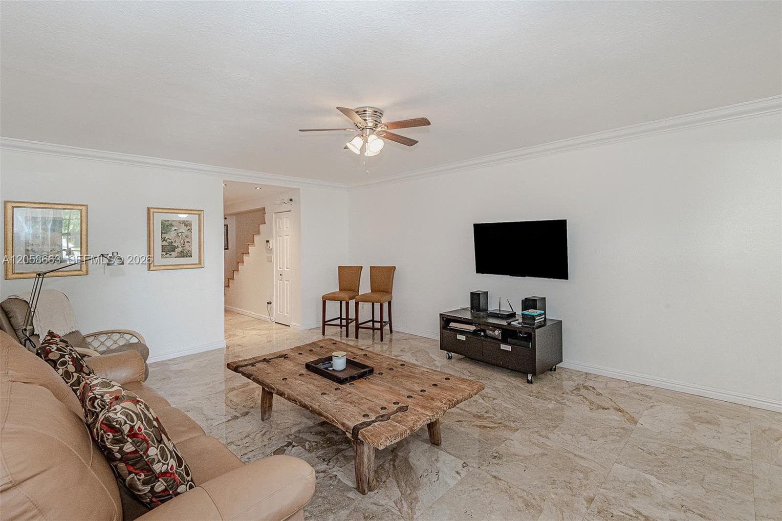 1413 N 15th Ave #8 photo 8