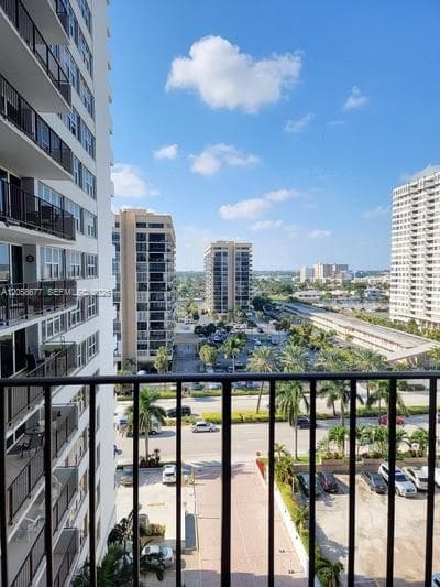 PARKER PLAZA CONDO ESTATE · #903 in Hallandale Beach - Photo 15