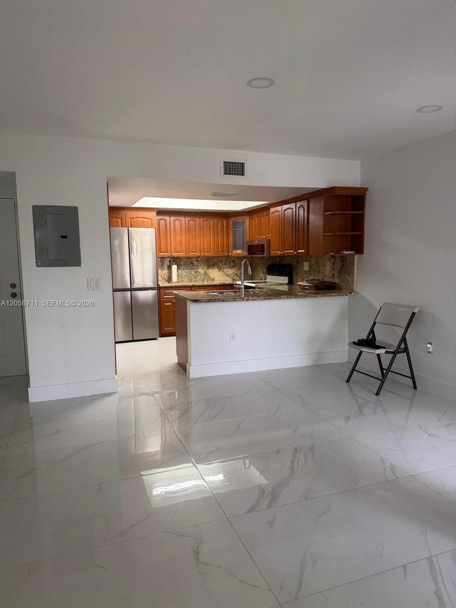 TERRANOVA CONDO #10 · #23-36 in Miami - Photo 4