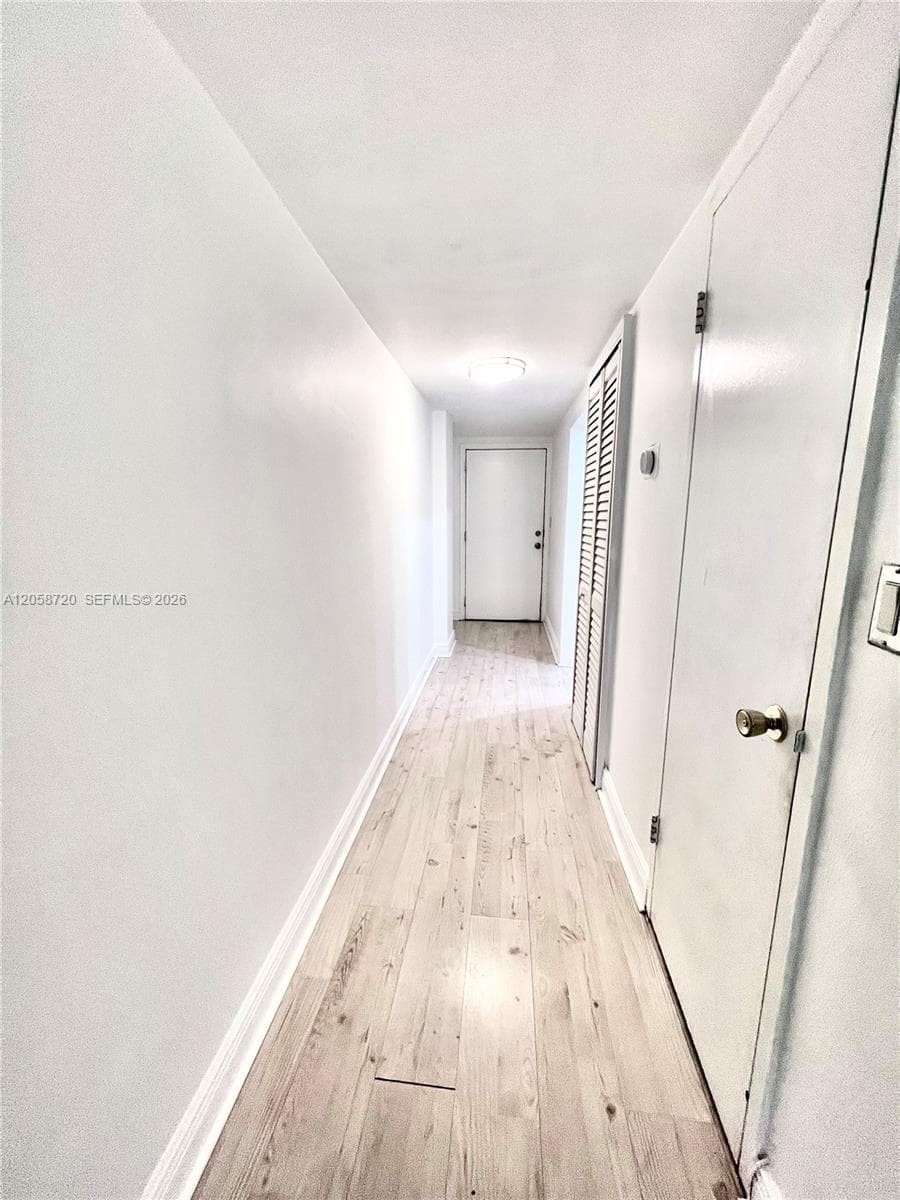 WHITE HOUSE CONDO · #405 in North Miami Beach - Photo 9