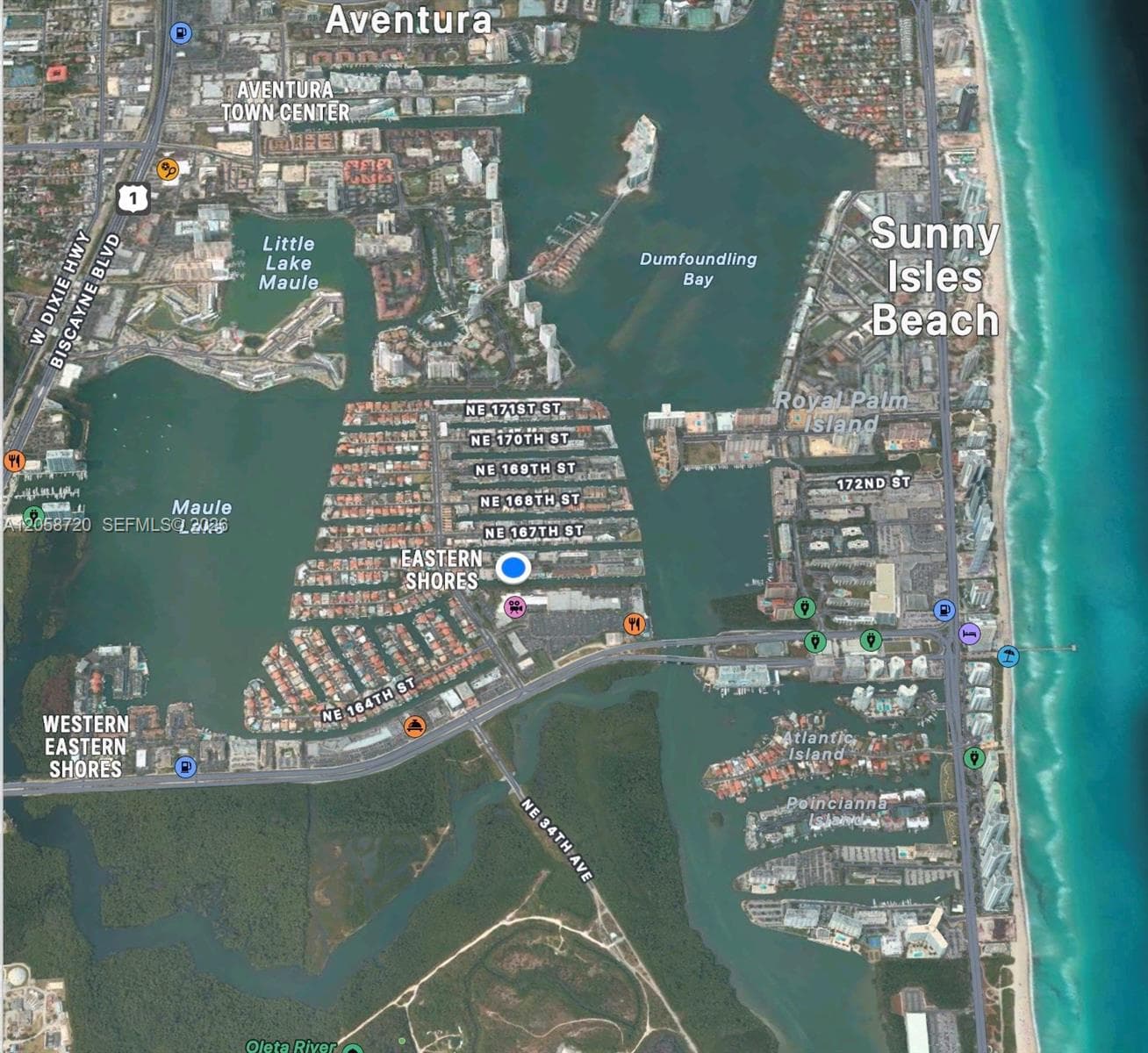 Walking distance to Sunny Isles, 10 minutes from Aventura Mall or Bal Harbour Mall.