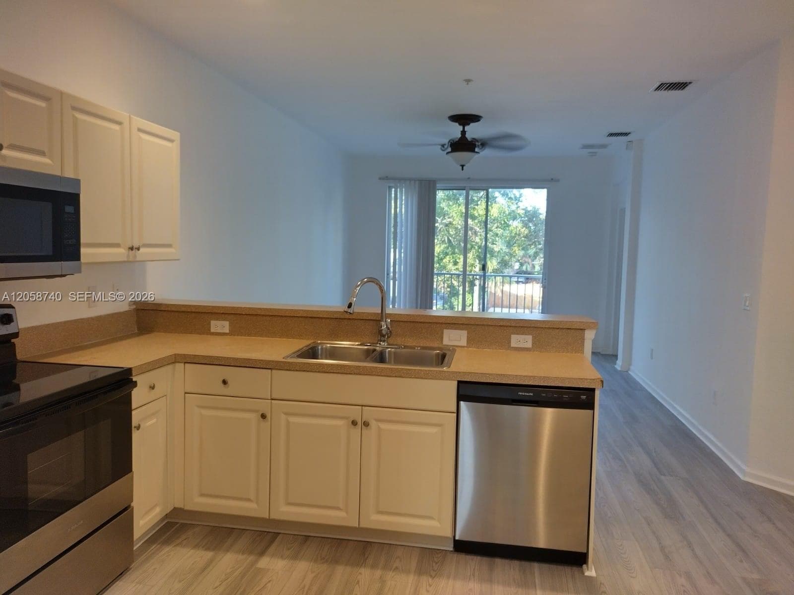 MARSH HARBOUR · #1960 in Riviera Beach - Photo 2
