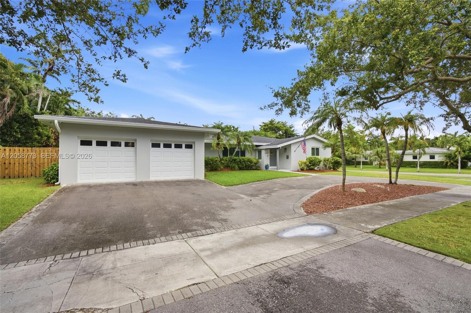 15845 SW 87th Ave photo 5